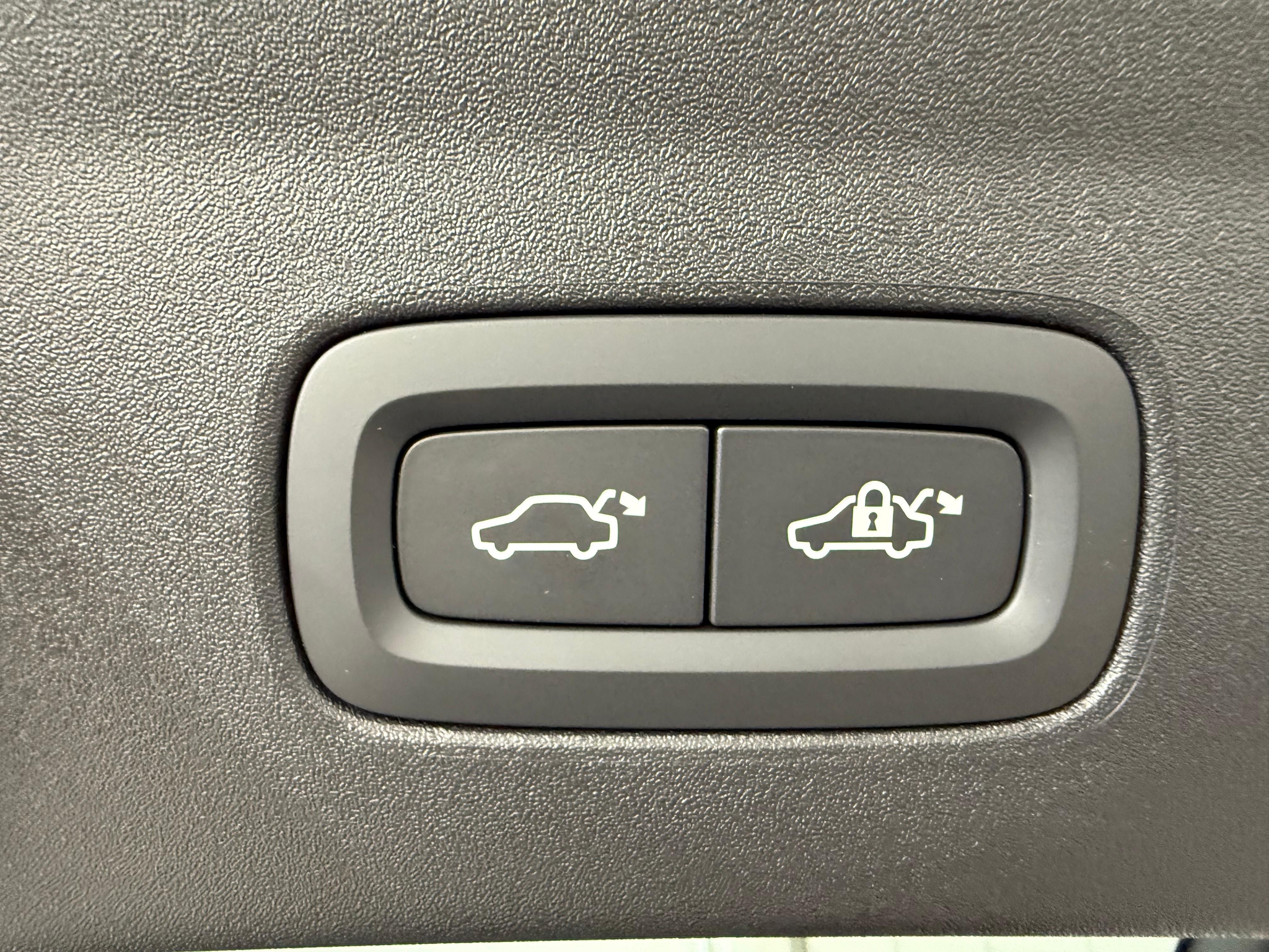 listing desktop thumbnail image 15