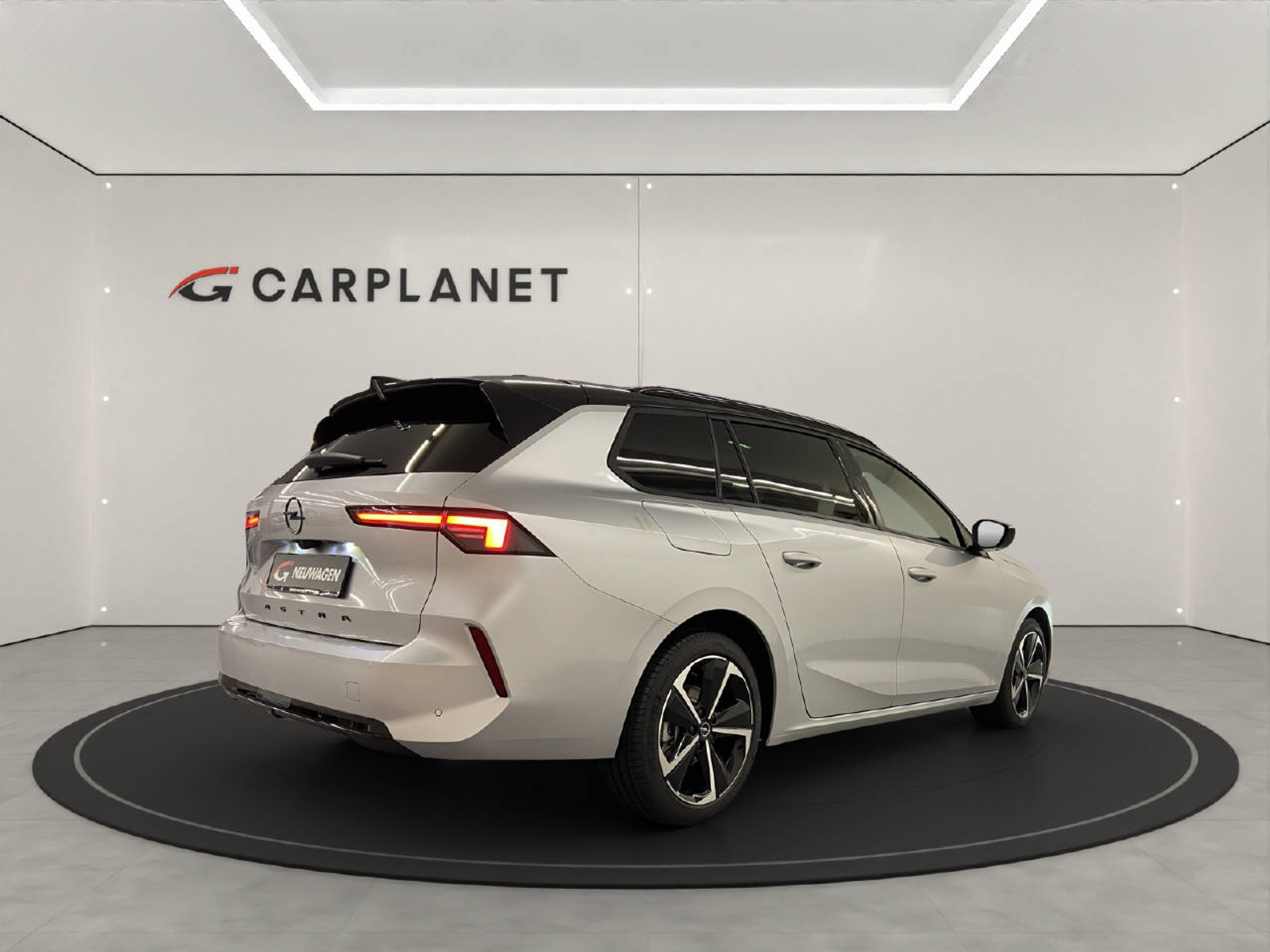 listing desktop thumbnail image 3