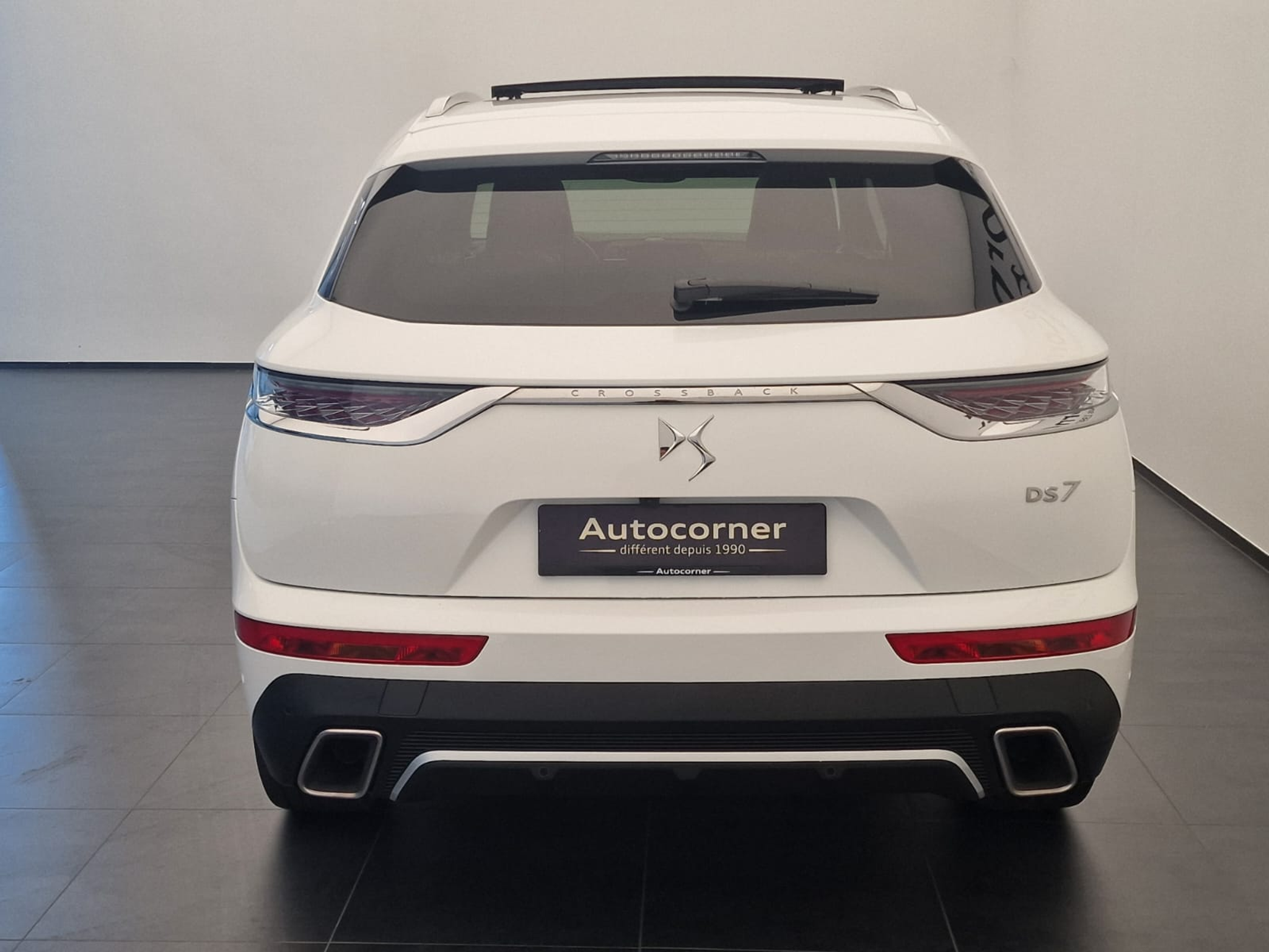 listing desktop thumbnail image 7