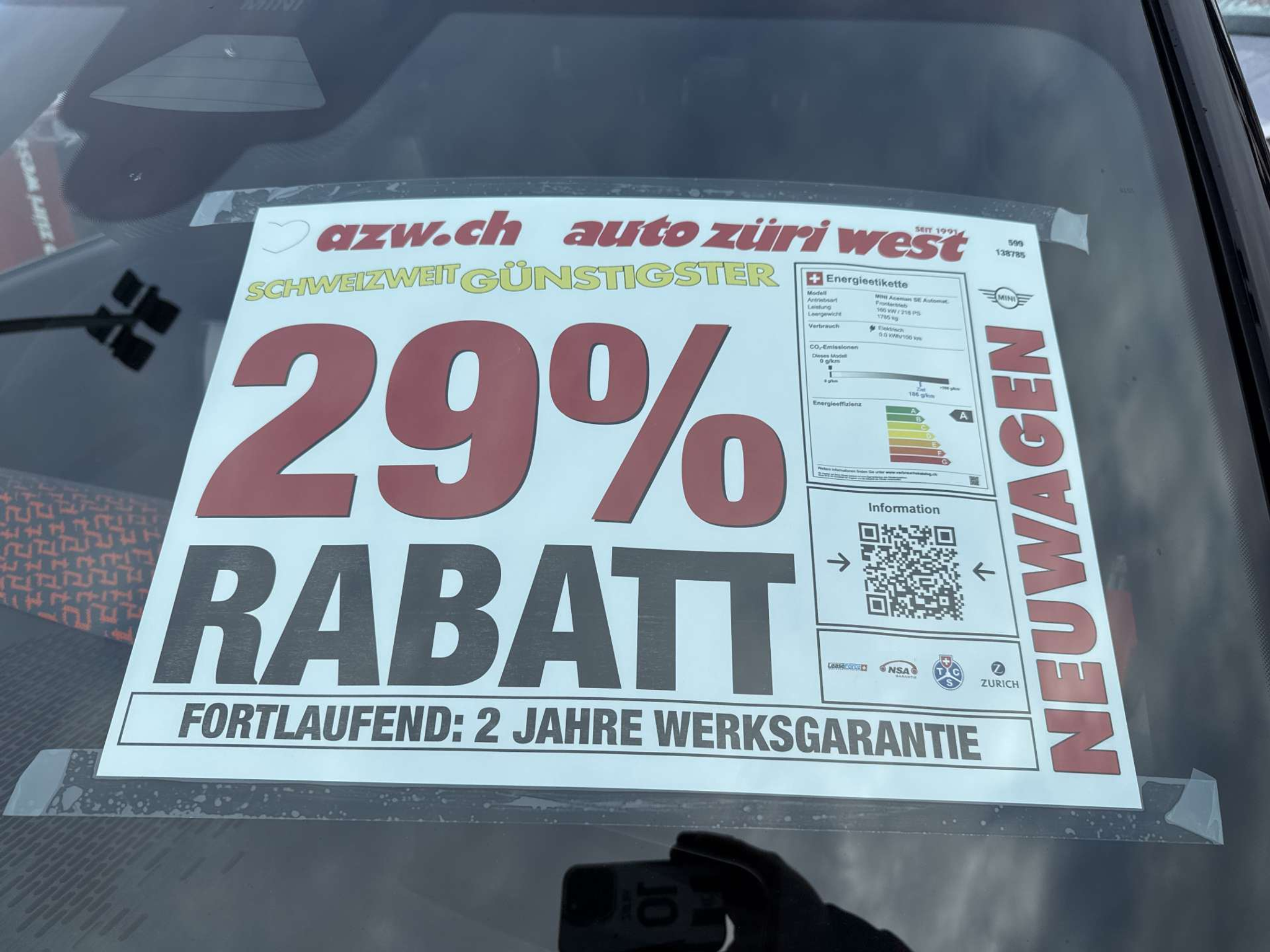 listing desktop thumbnail image 3