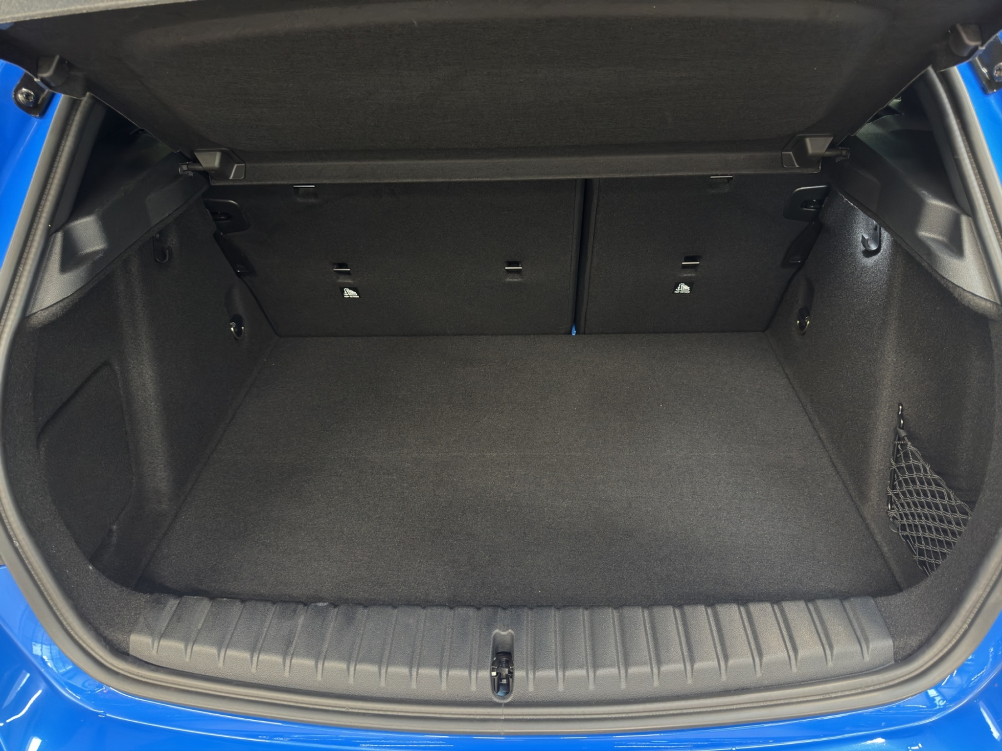 listing desktop thumbnail image 12