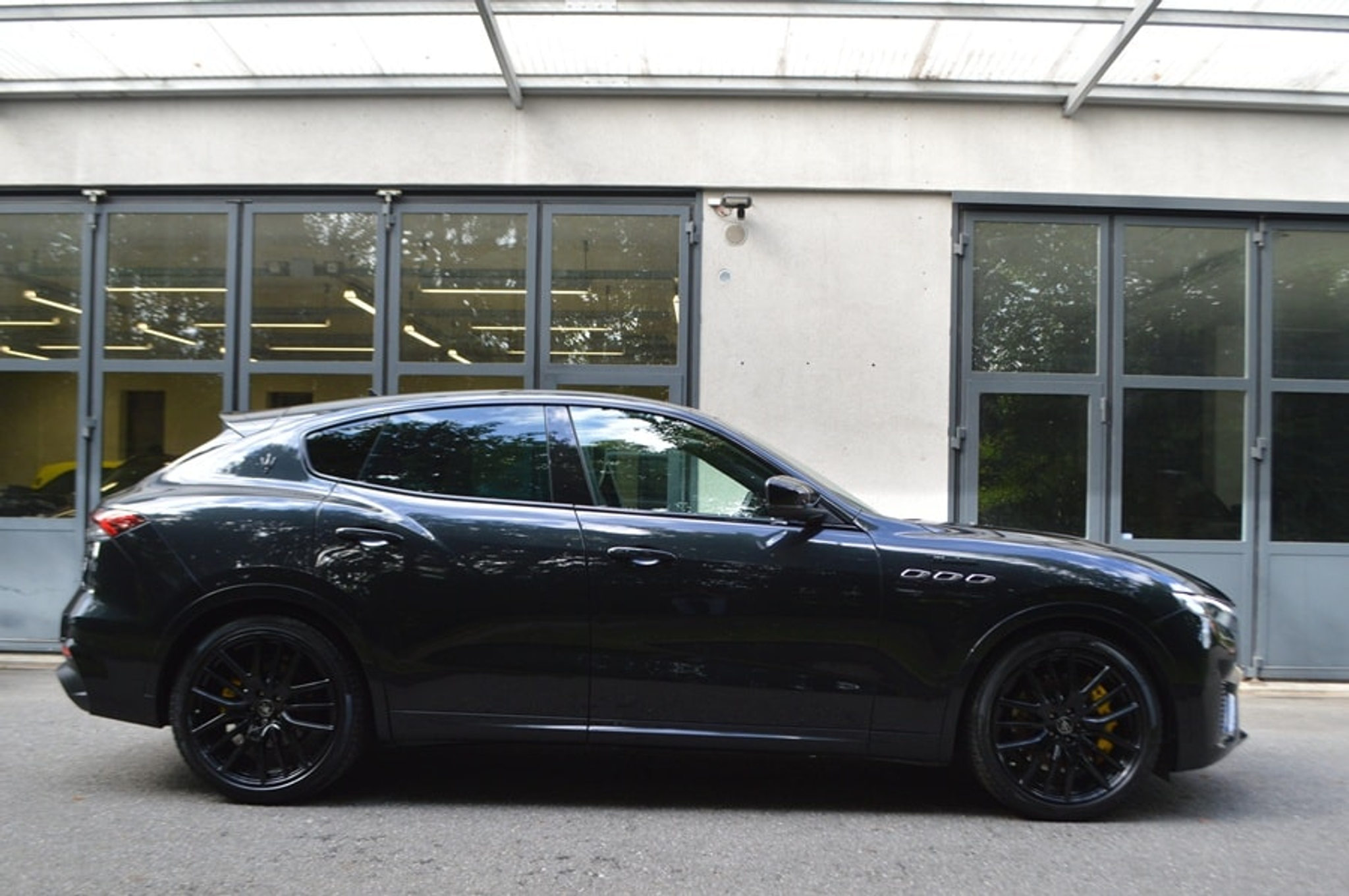 listing desktop thumbnail image 14