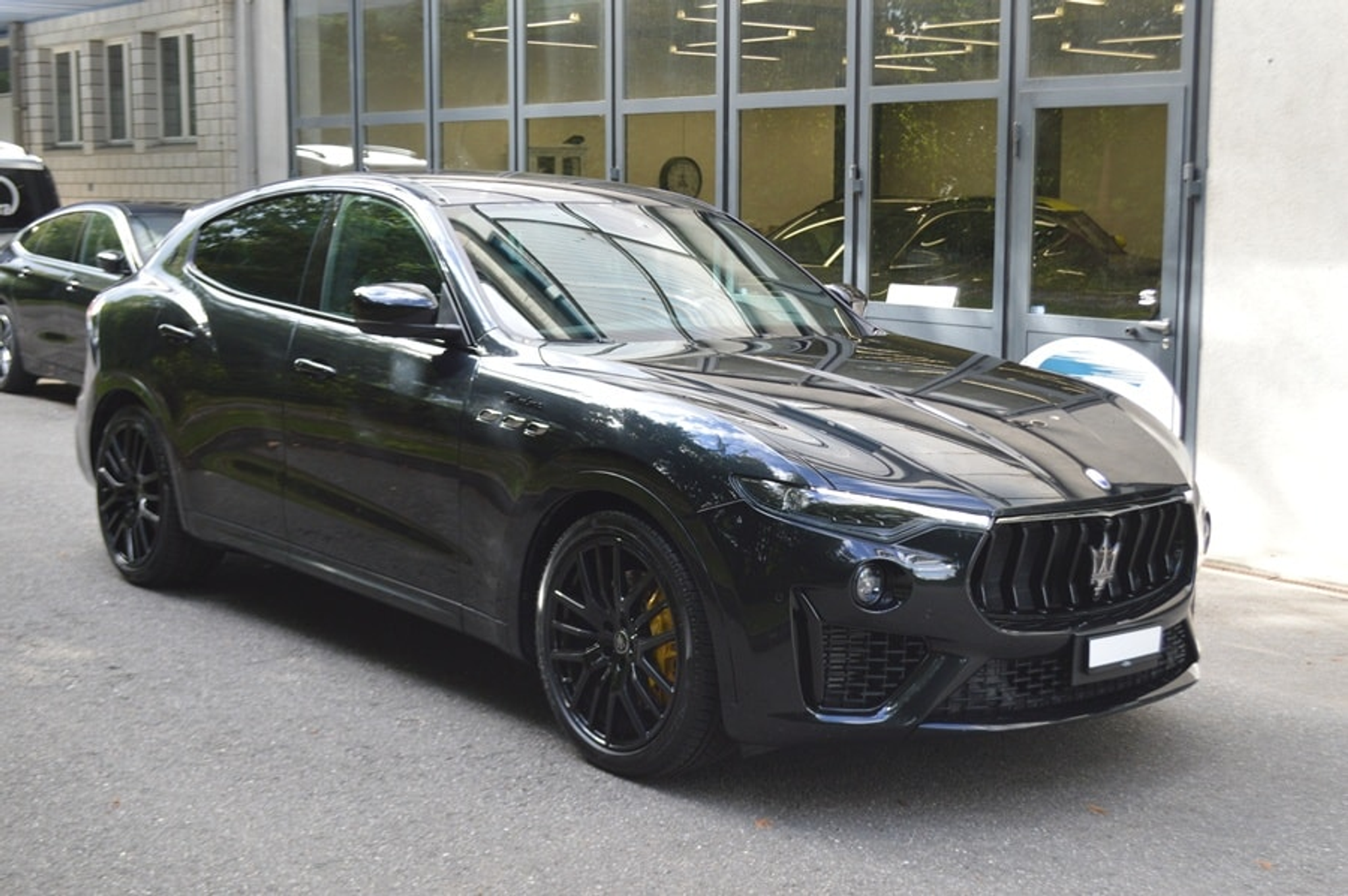 listing desktop thumbnail image 13