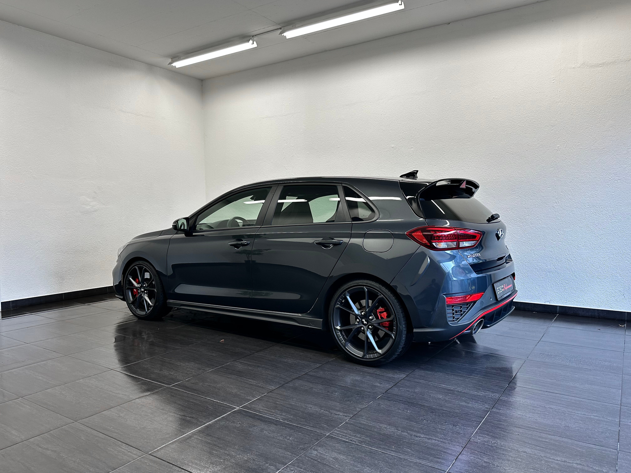 listing desktop thumbnail image 8