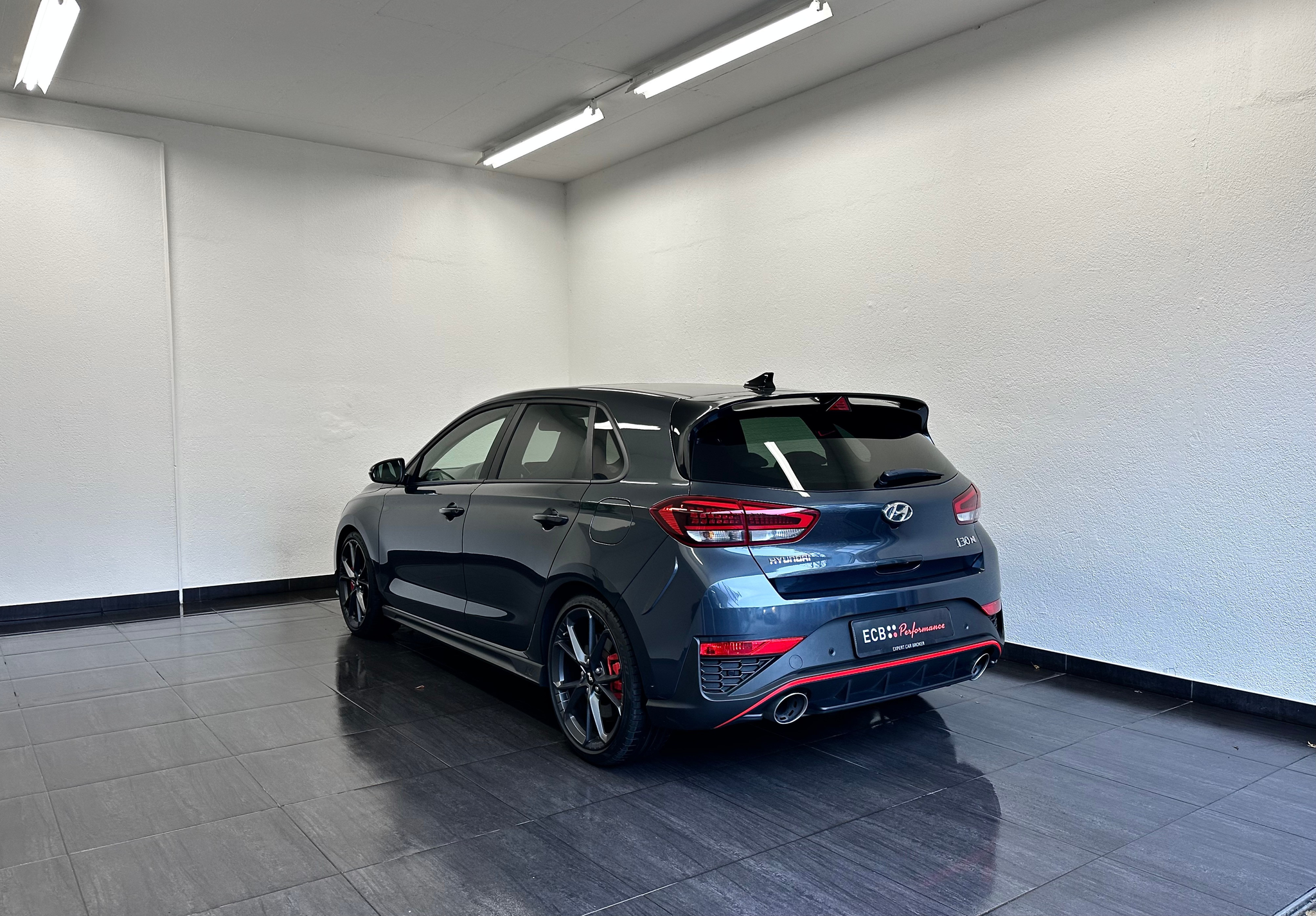 listing desktop thumbnail image 9