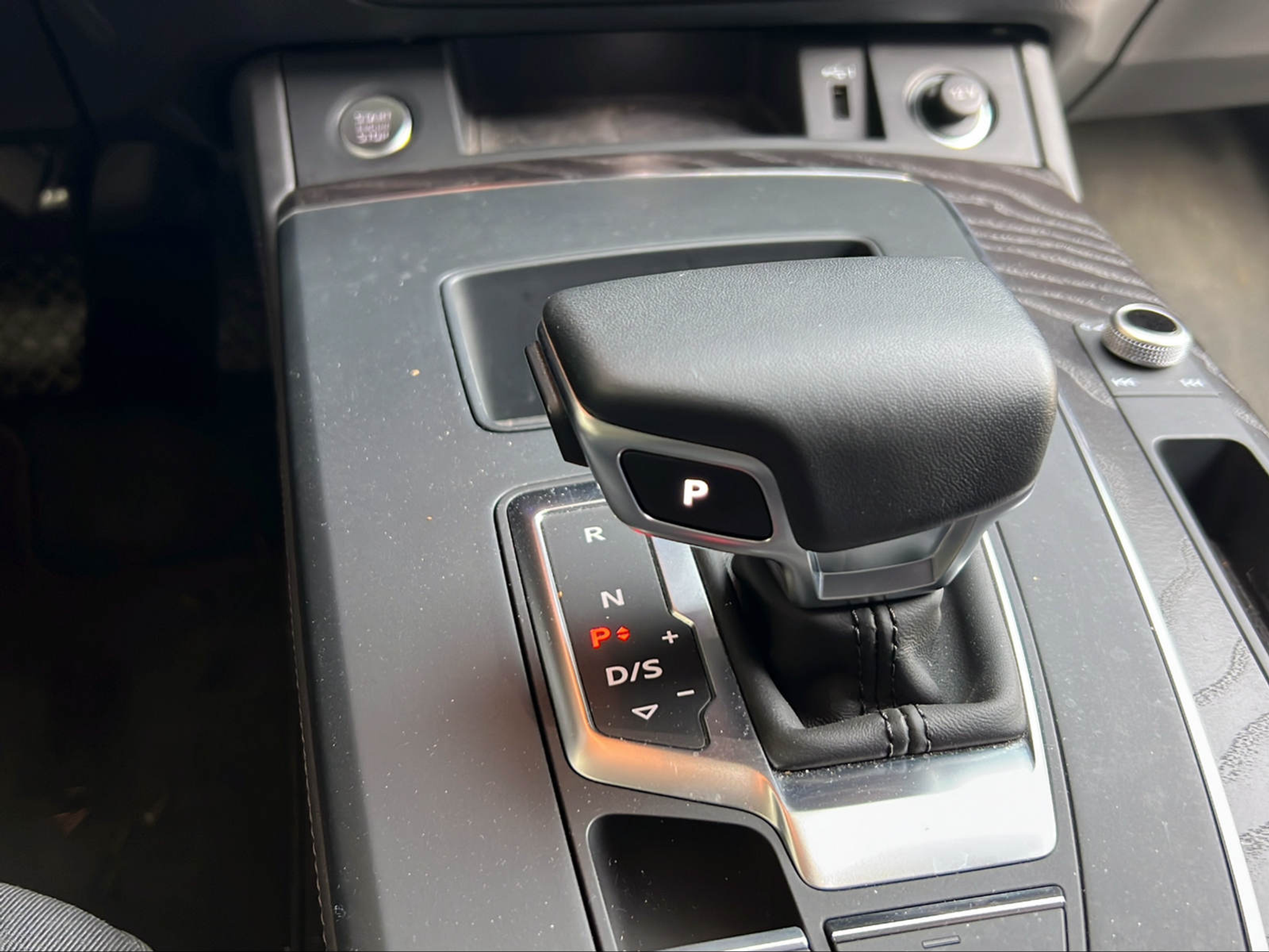 listing desktop thumbnail image 11