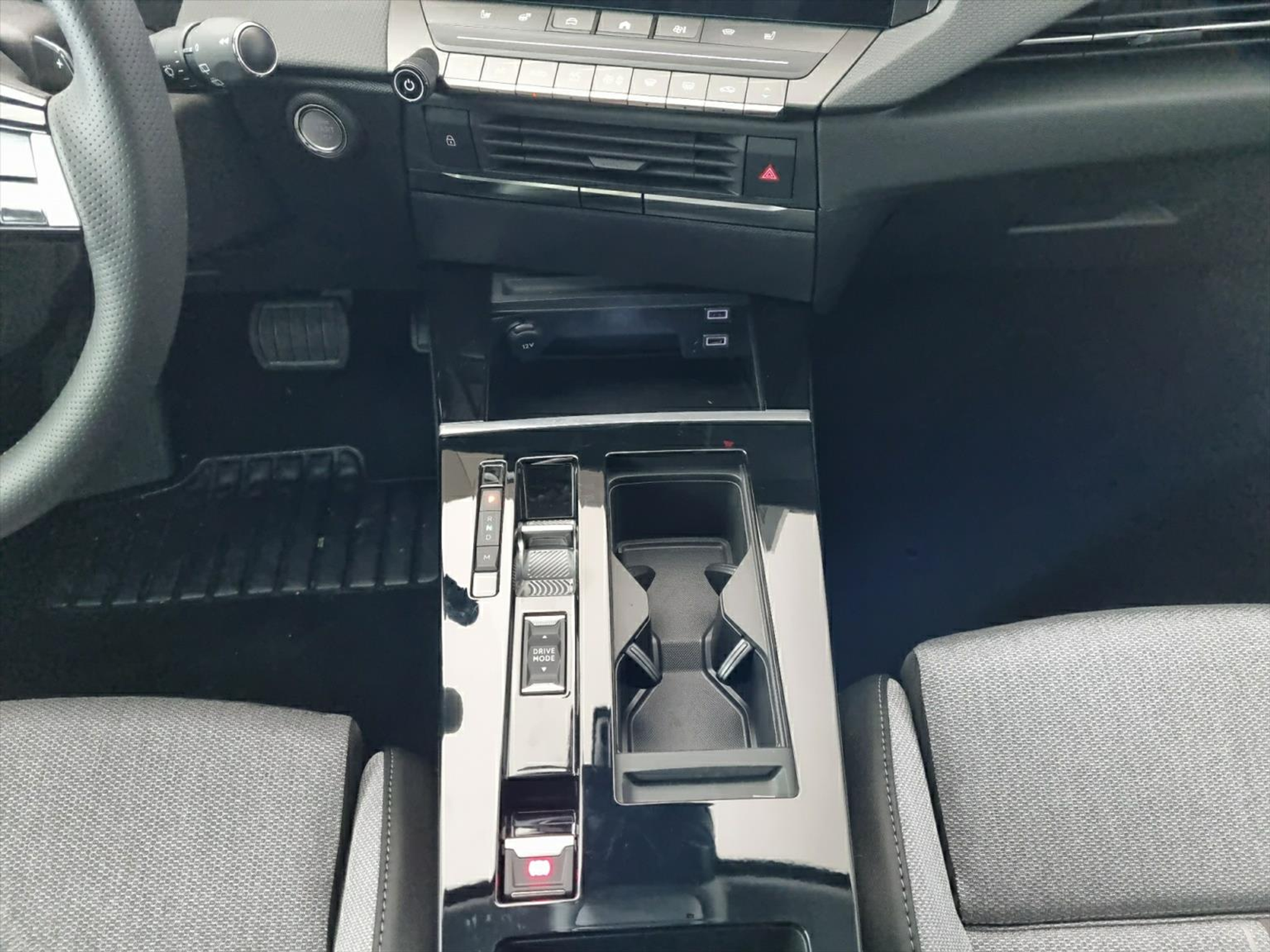 listing desktop thumbnail image 7