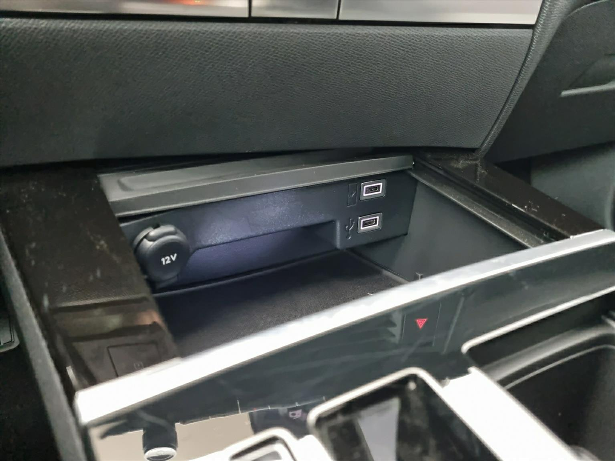 listing desktop thumbnail image 10