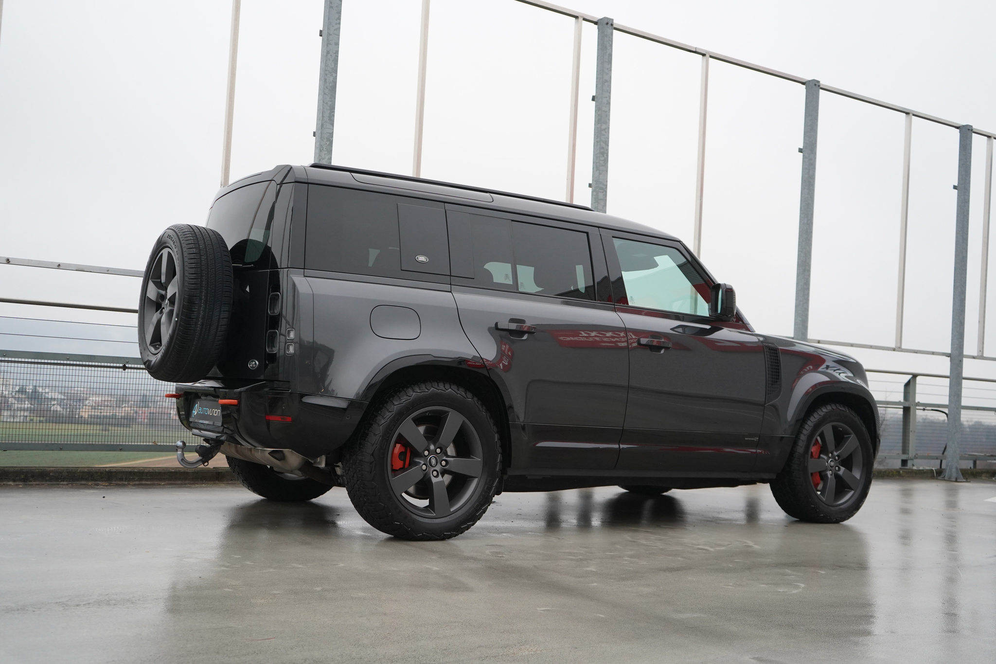 listing desktop thumbnail image 9