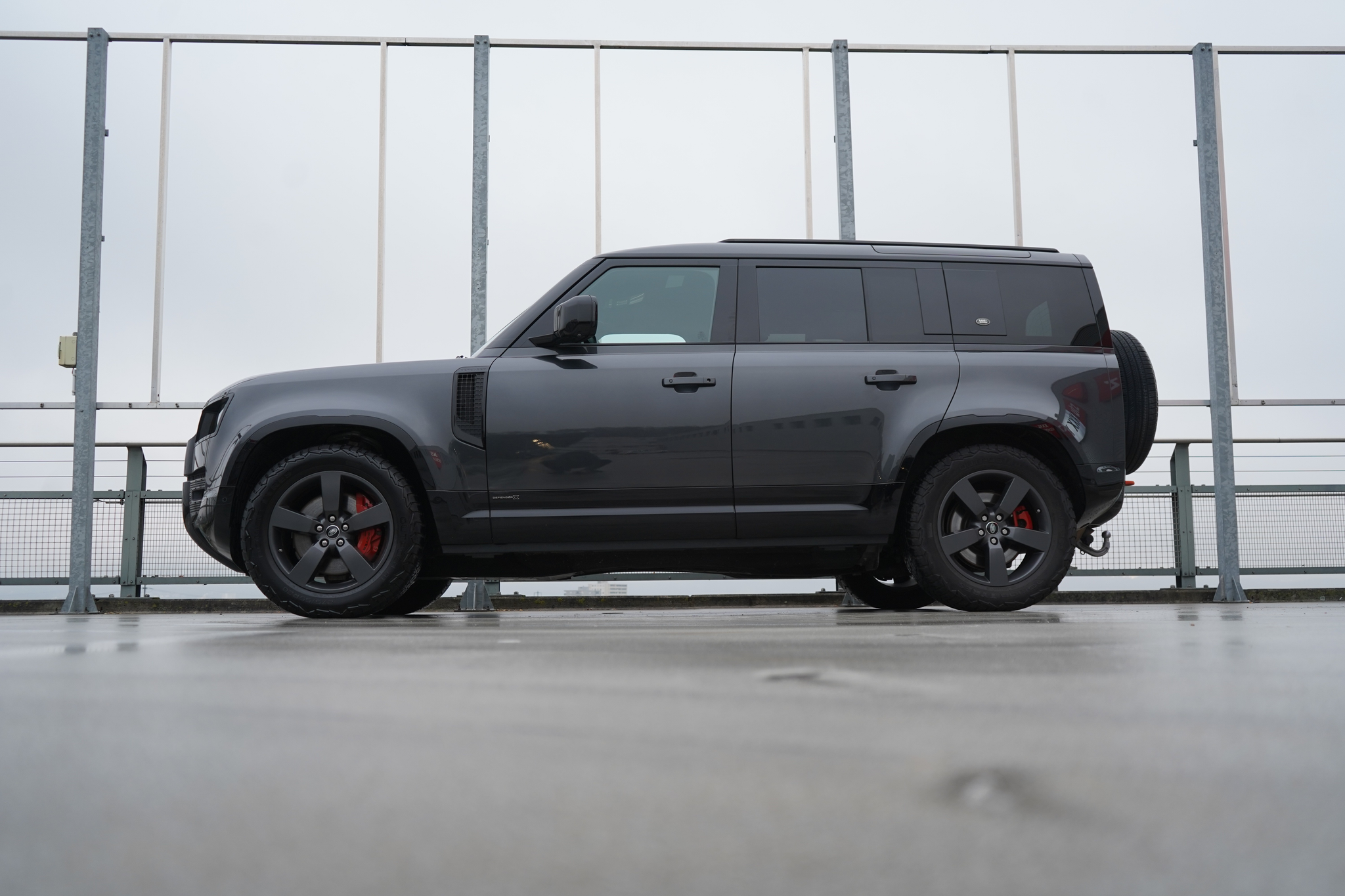 listing desktop thumbnail image 1