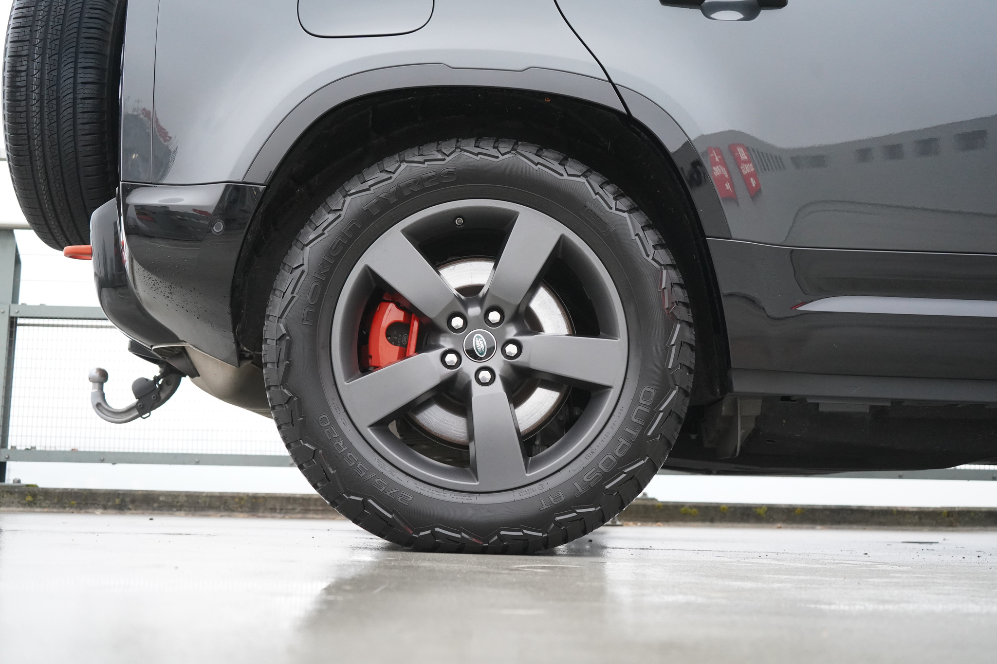 listing desktop thumbnail image 18