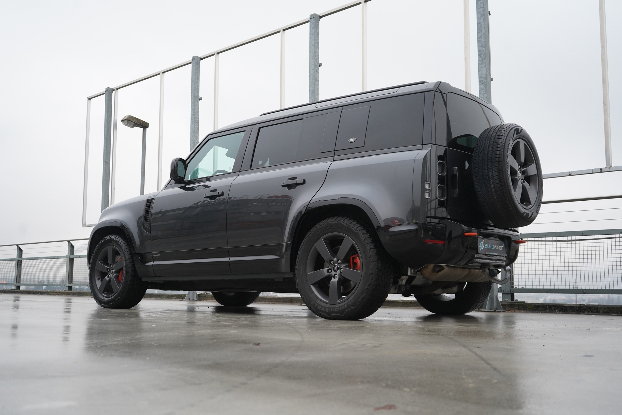 listing desktop thumbnail image 11