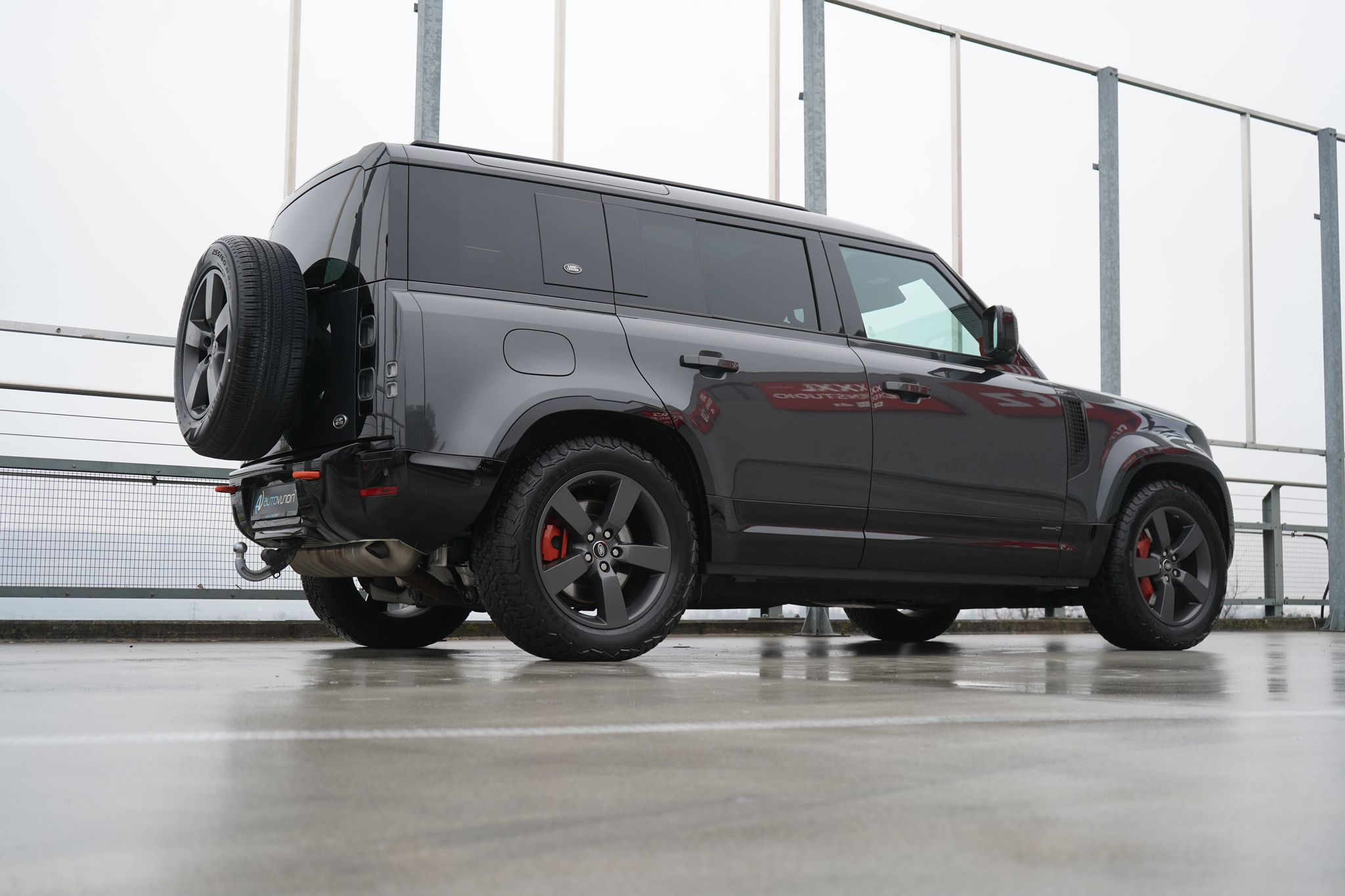 listing desktop thumbnail image 10