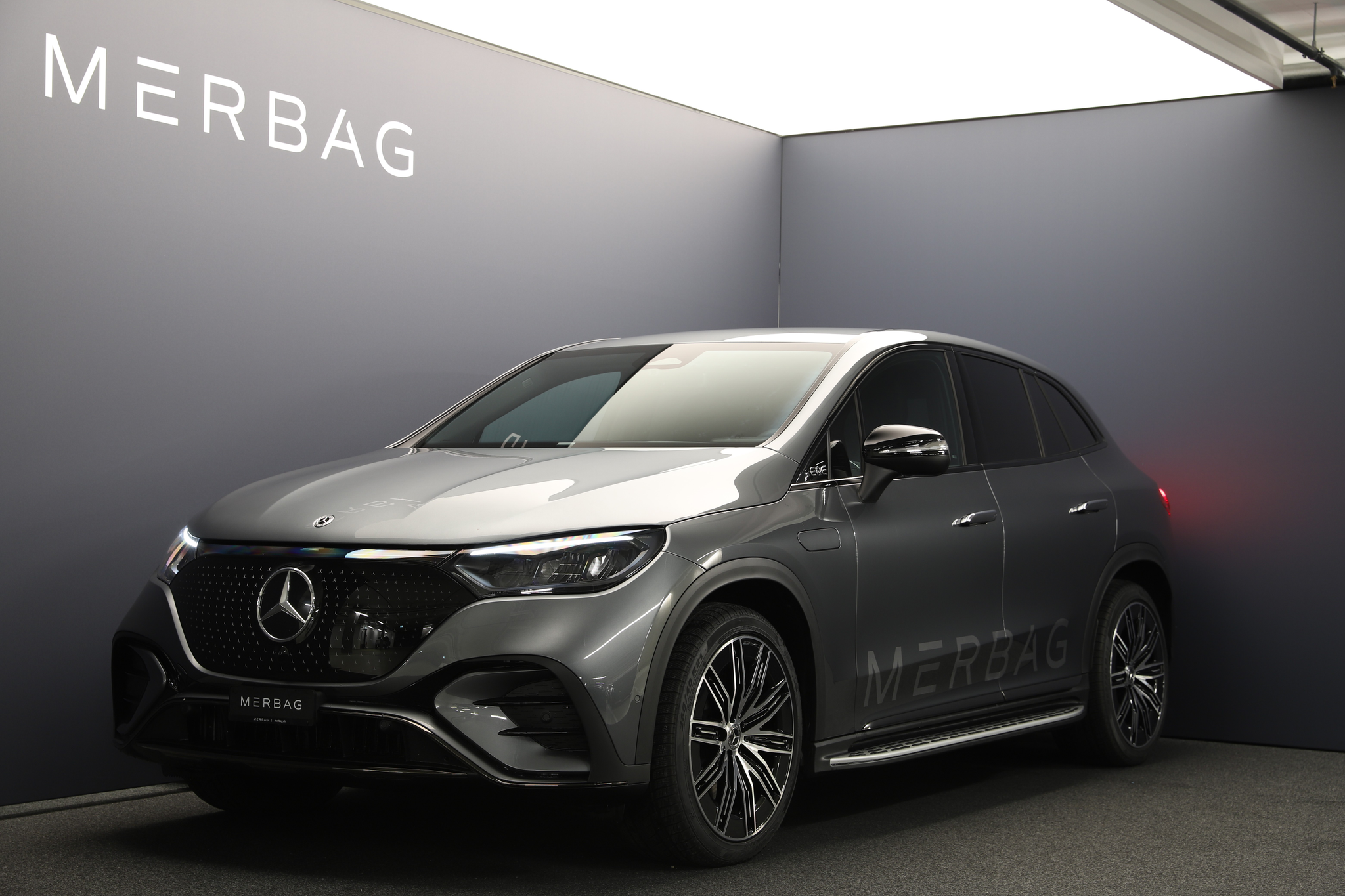 car-image-0