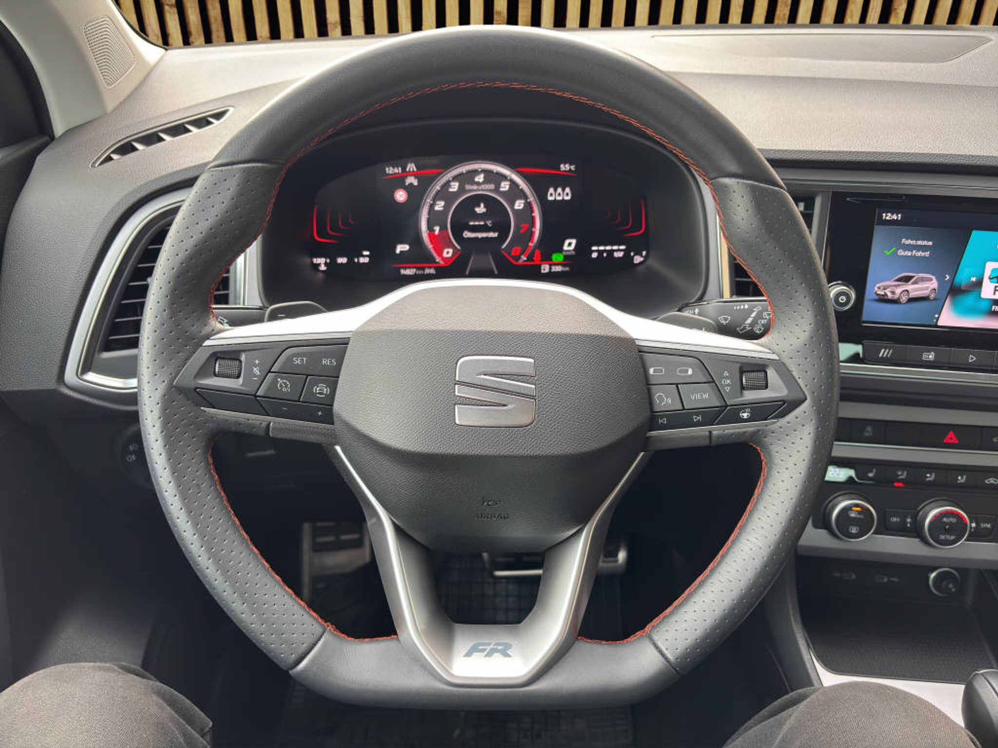 listing desktop thumbnail image 8