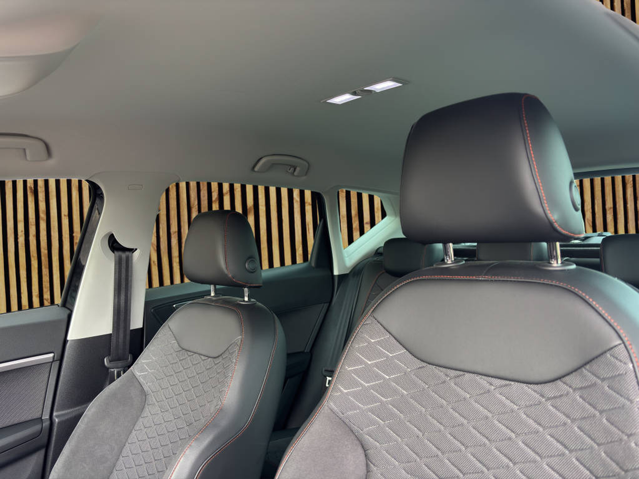 listing desktop thumbnail image 12