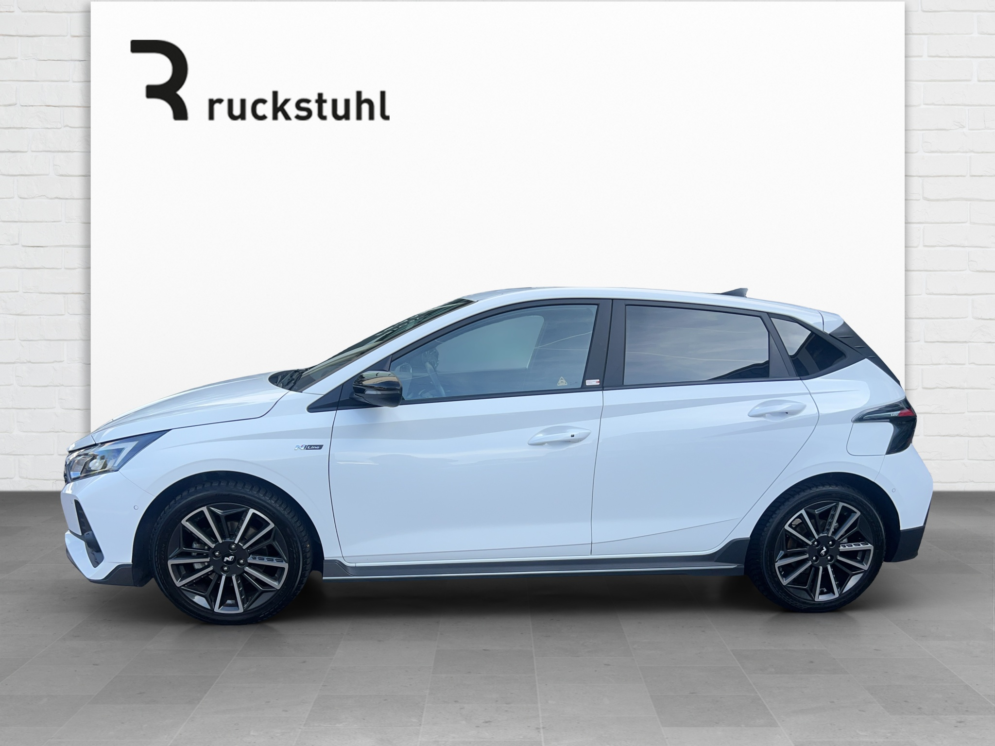 listing desktop thumbnail image 2