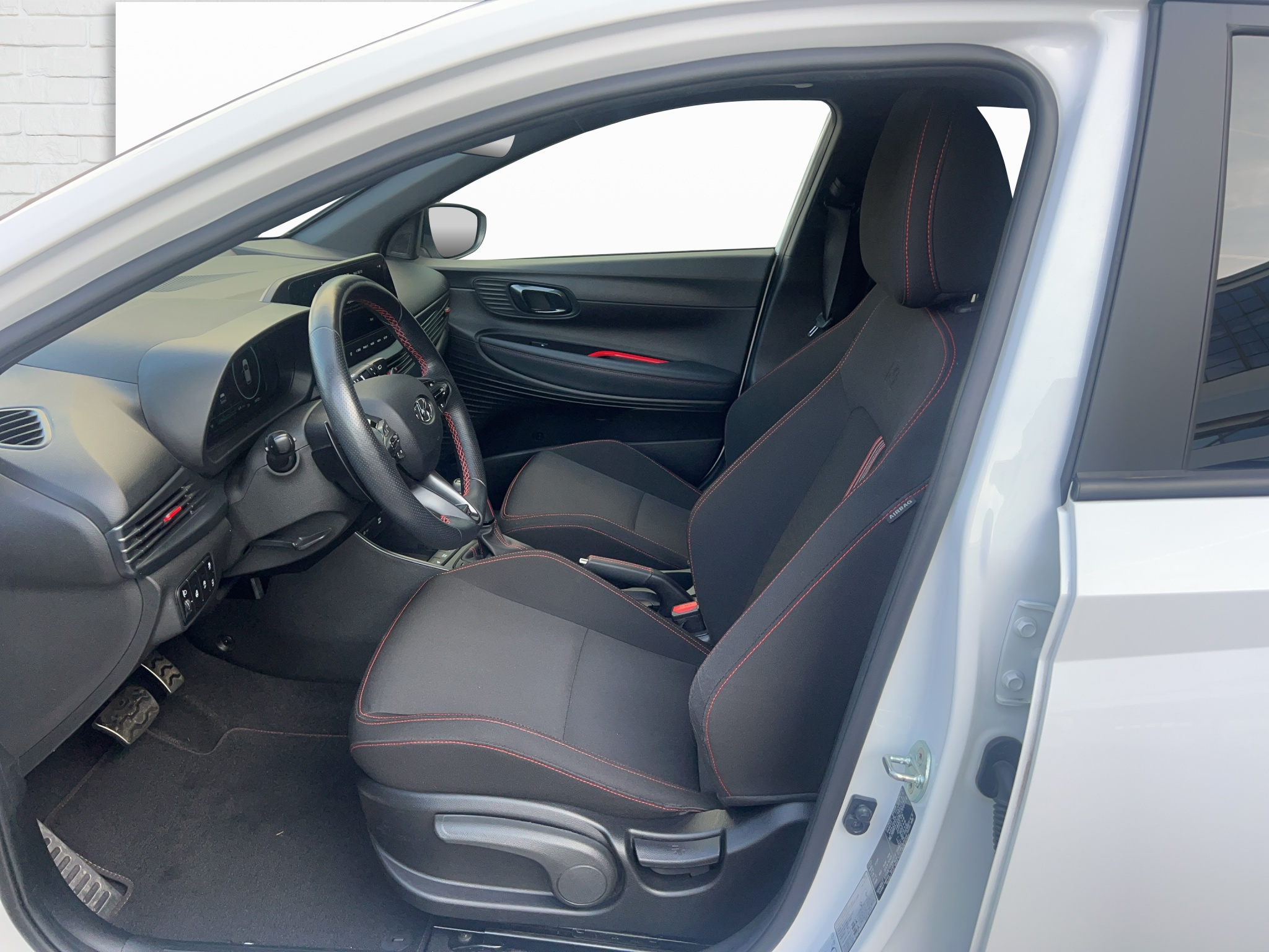 listing desktop thumbnail image 5