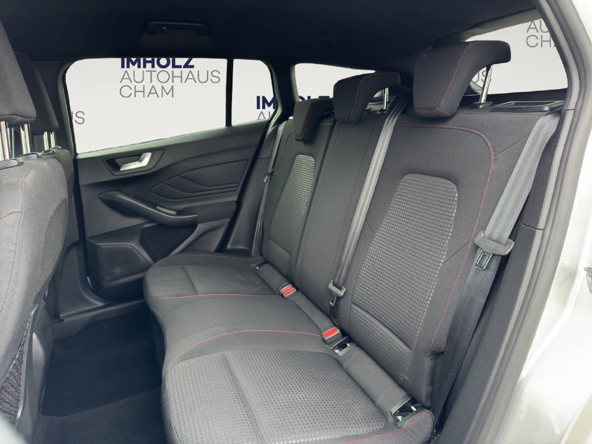 listing desktop thumbnail image 11