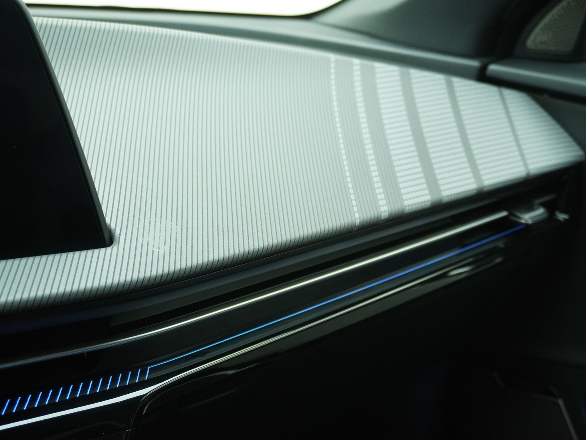 listing desktop thumbnail image 14