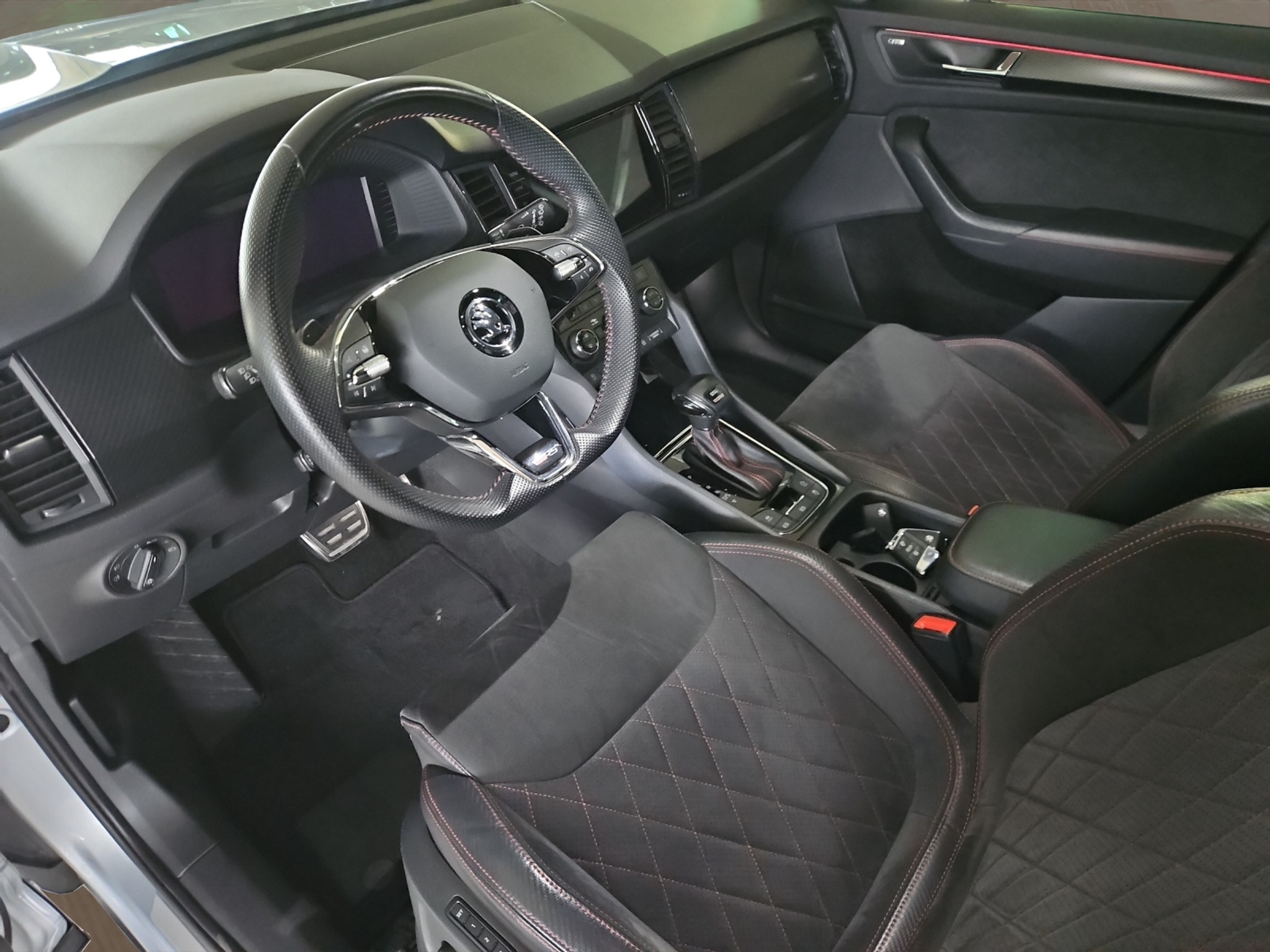 listing desktop thumbnail image 6