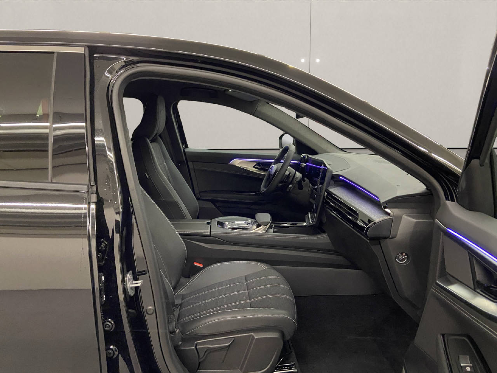 listing desktop thumbnail image 11