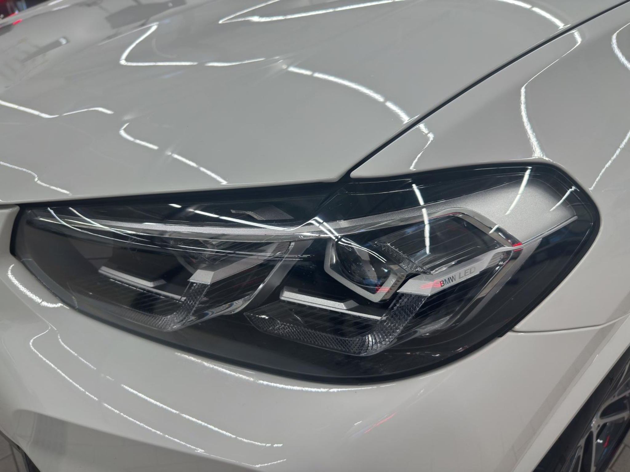 listing desktop thumbnail image 19