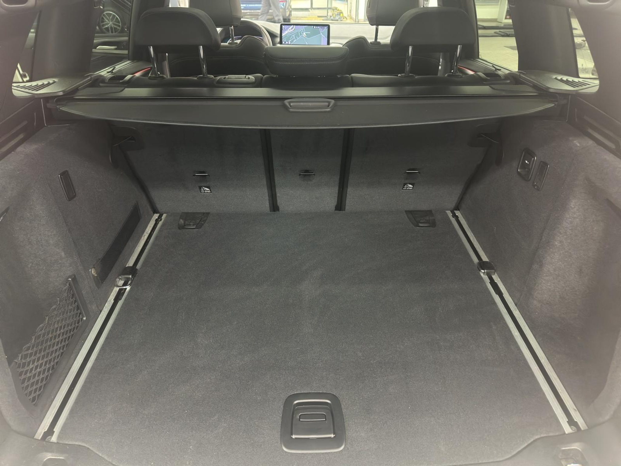 listing desktop thumbnail image 18