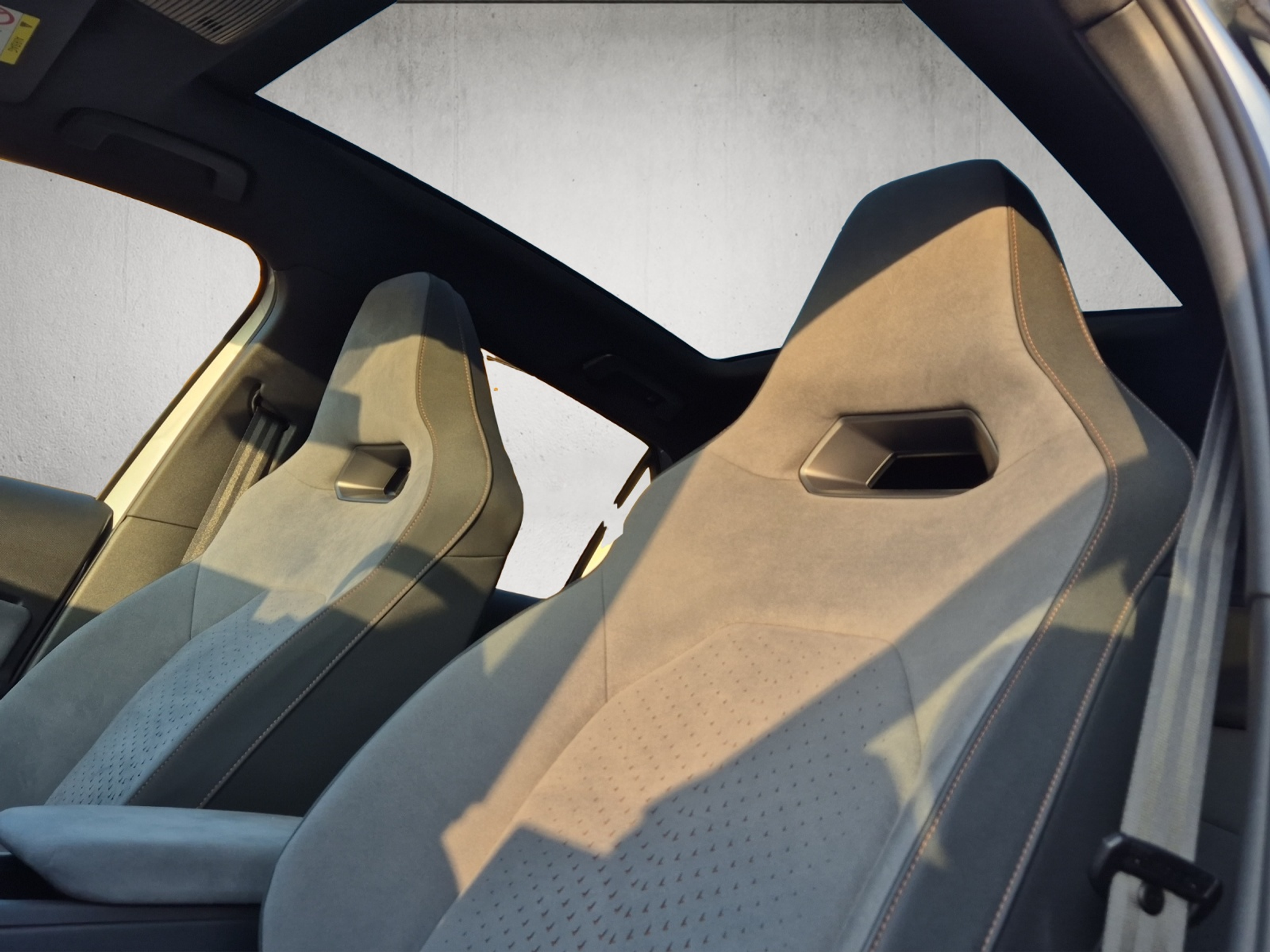 listing desktop thumbnail image 21