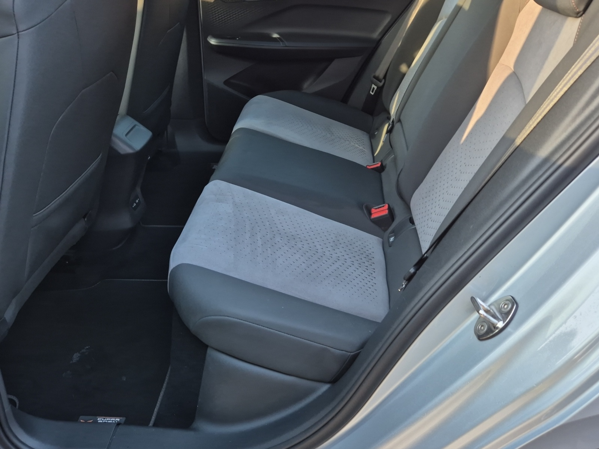 listing desktop thumbnail image 20