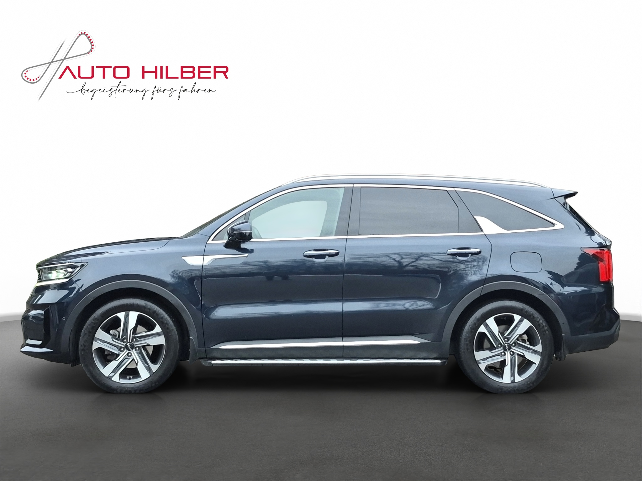 listing desktop thumbnail image 2