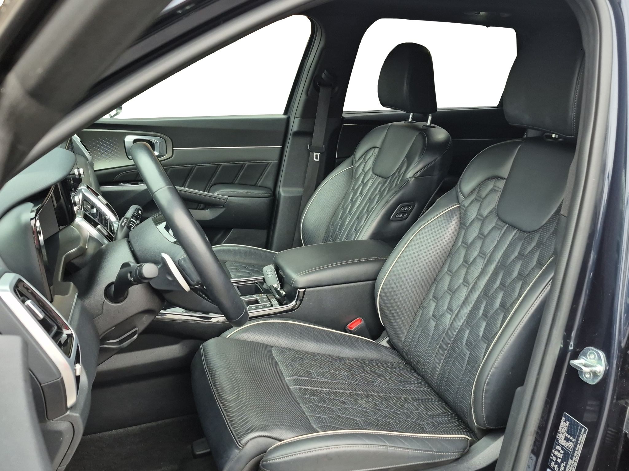 listing desktop thumbnail image 9