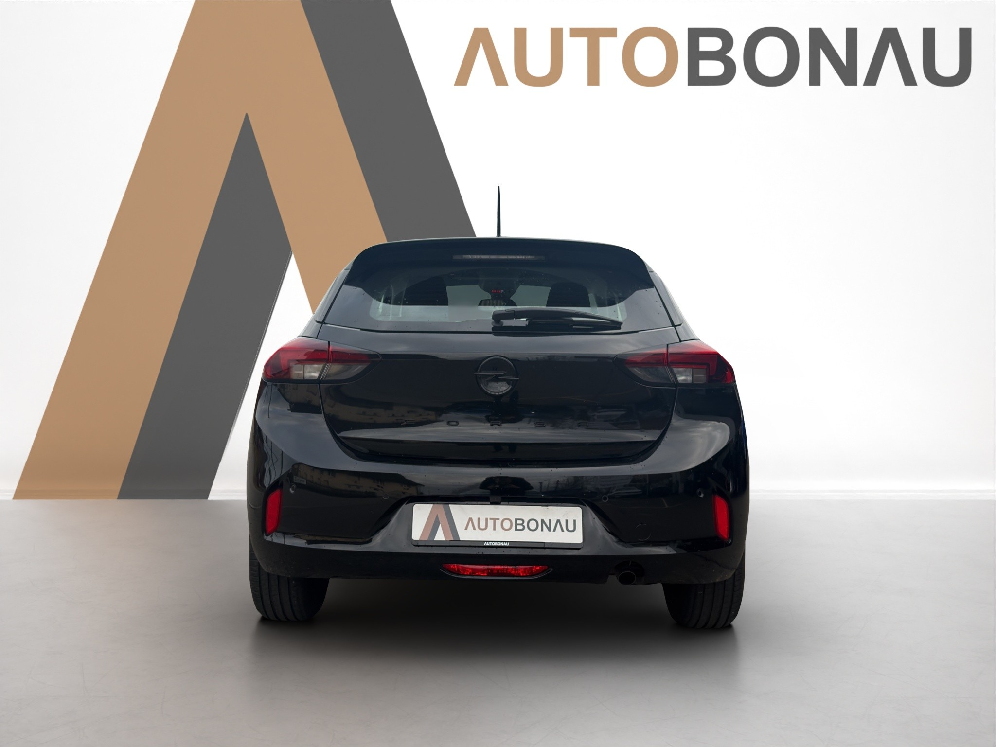 listing desktop thumbnail image 3