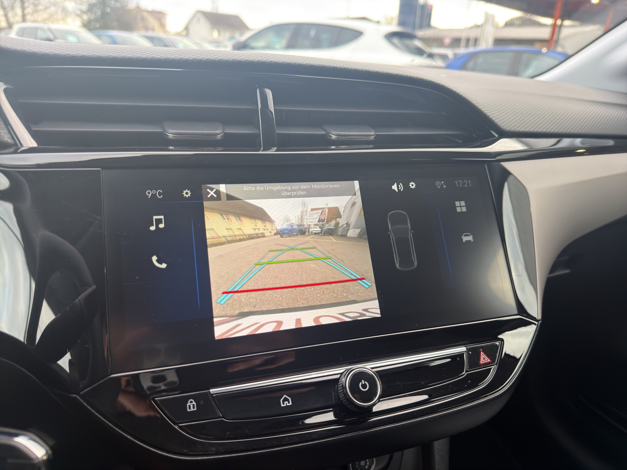 listing desktop thumbnail image 25