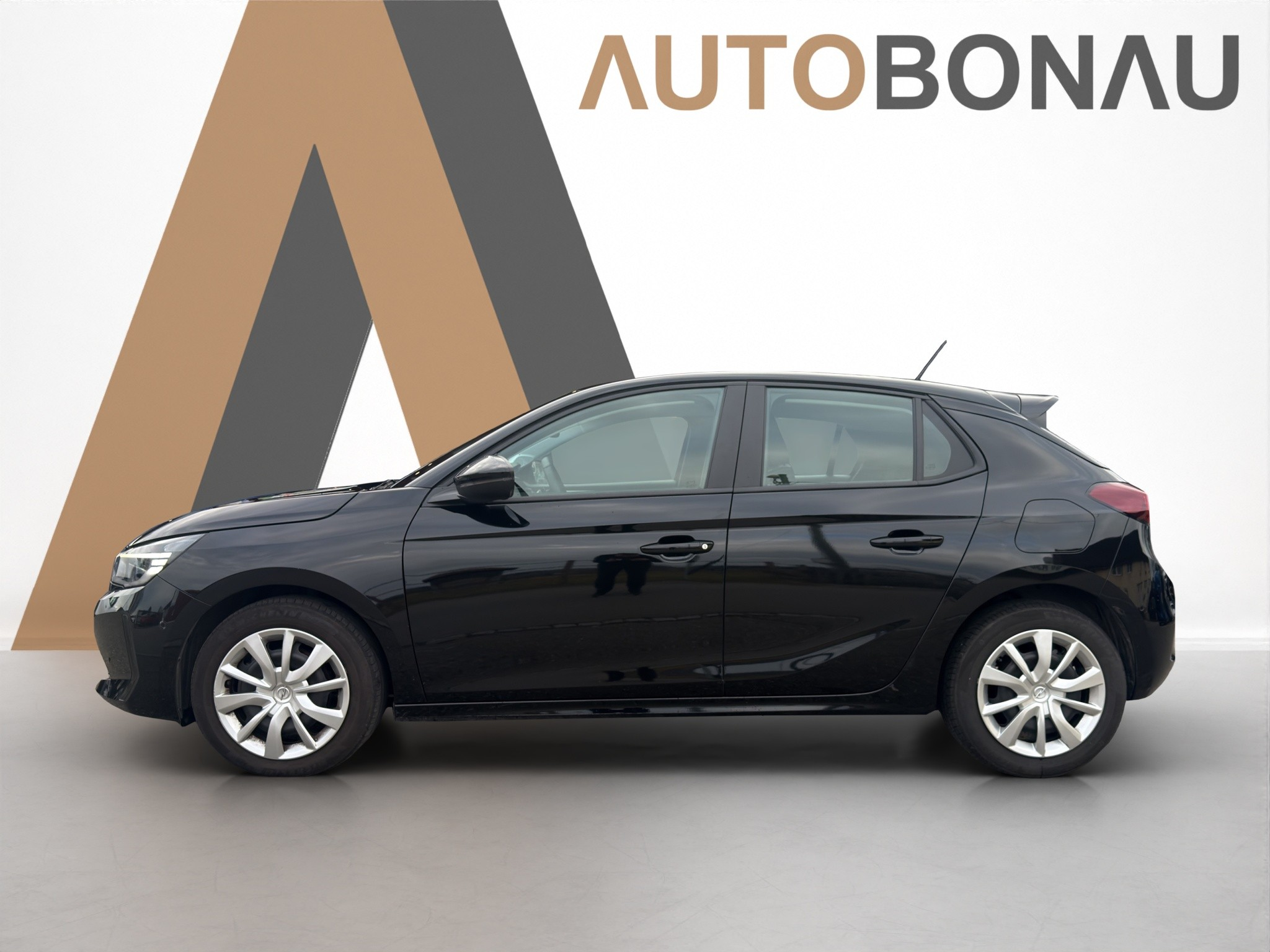 listing desktop thumbnail image 1