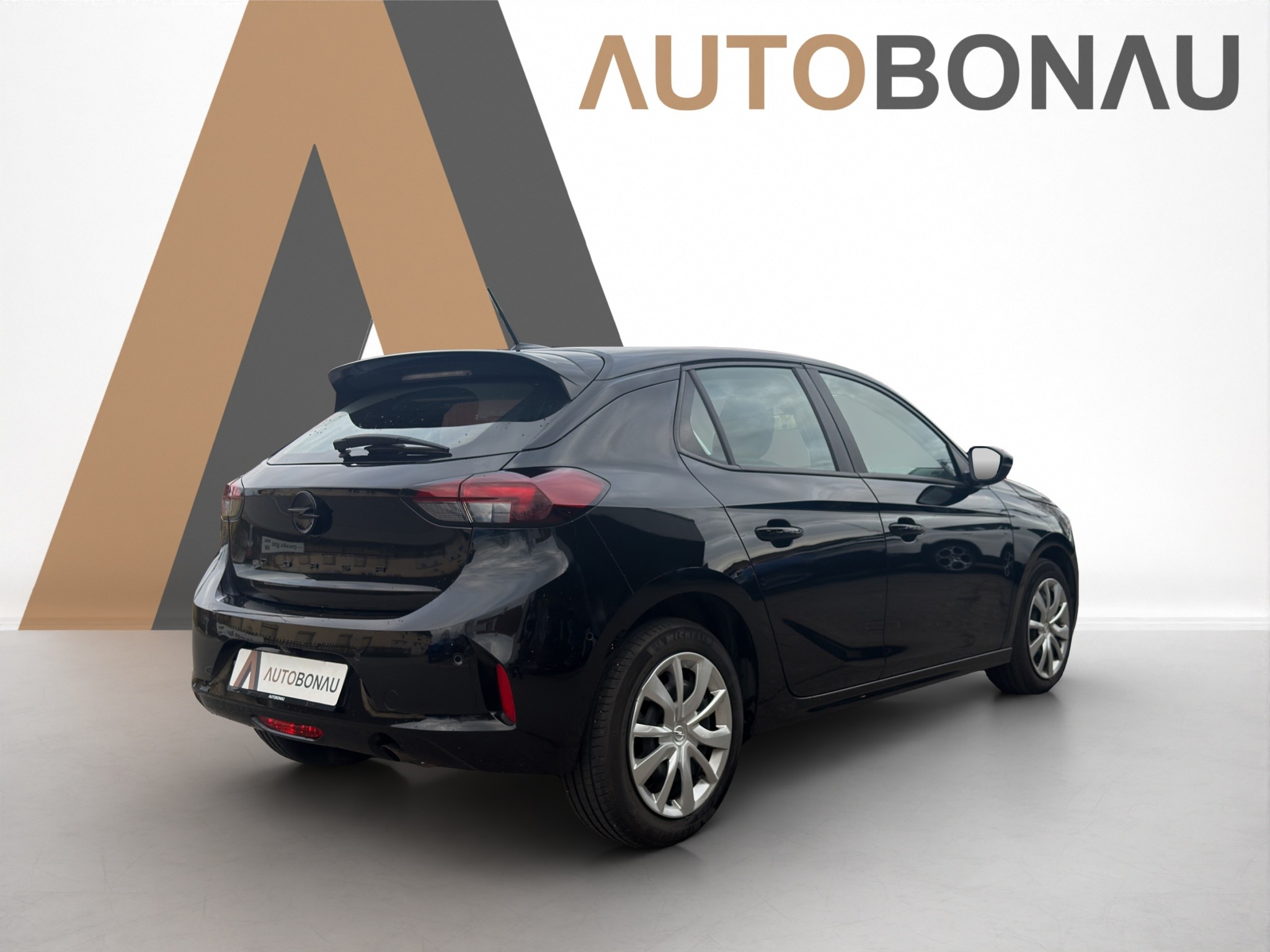 listing desktop thumbnail image 4