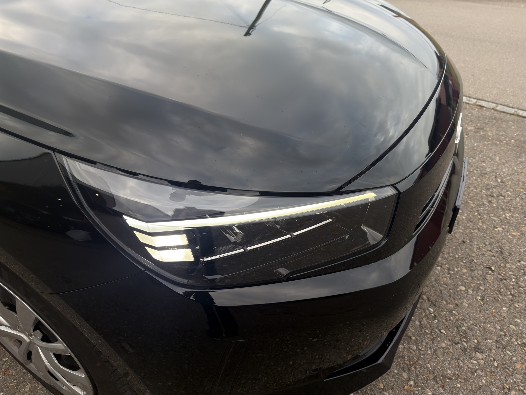 listing desktop thumbnail image 21