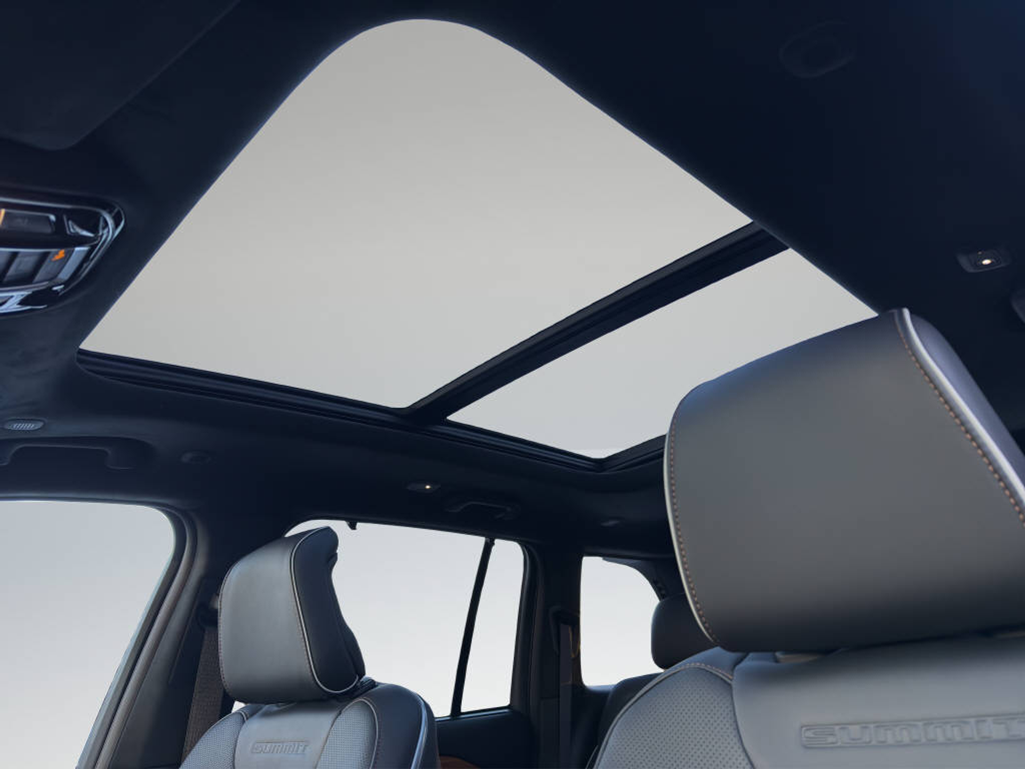 listing desktop thumbnail image 16