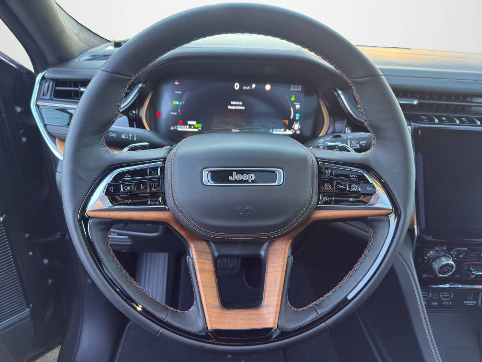 listing desktop thumbnail image 9