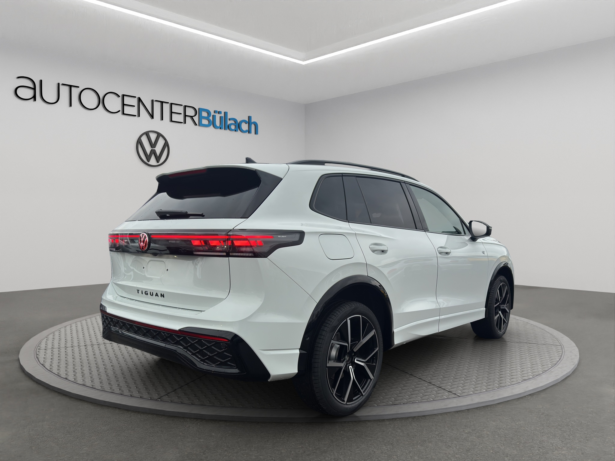 listing desktop thumbnail image 4