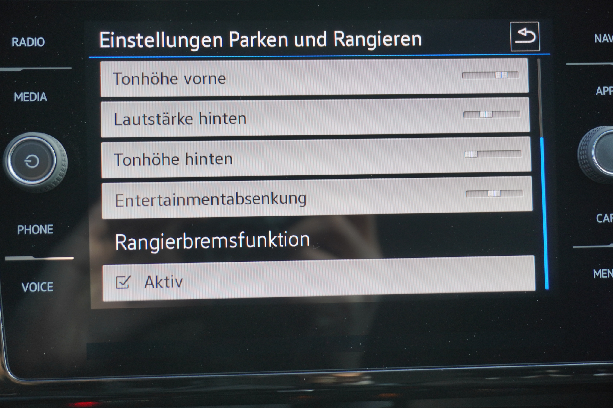 listing desktop thumbnail image 21