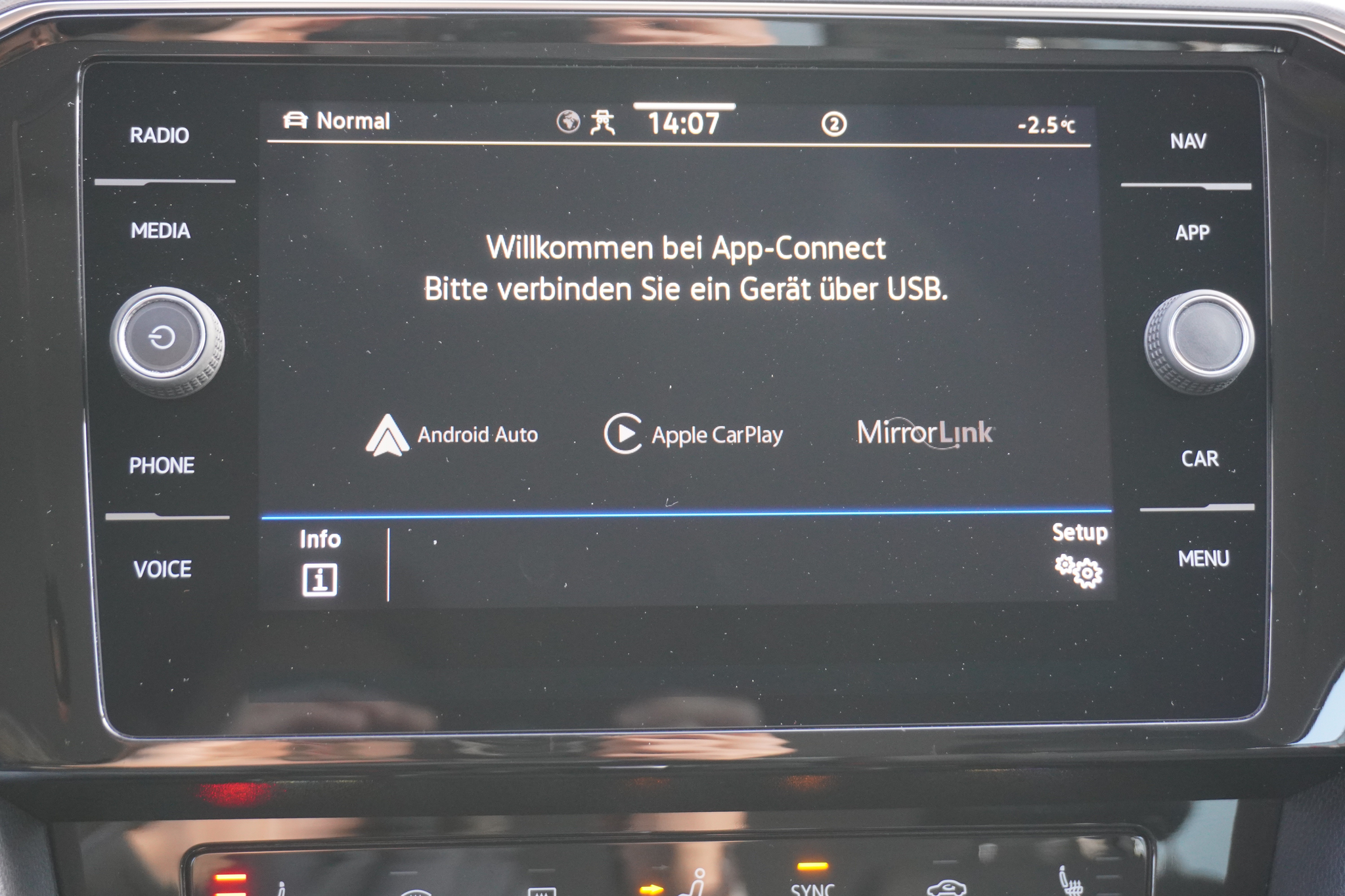 listing desktop thumbnail image 18