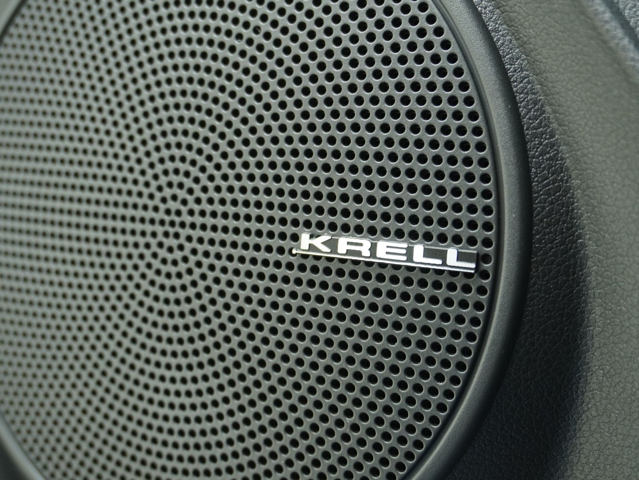 listing desktop thumbnail image 13