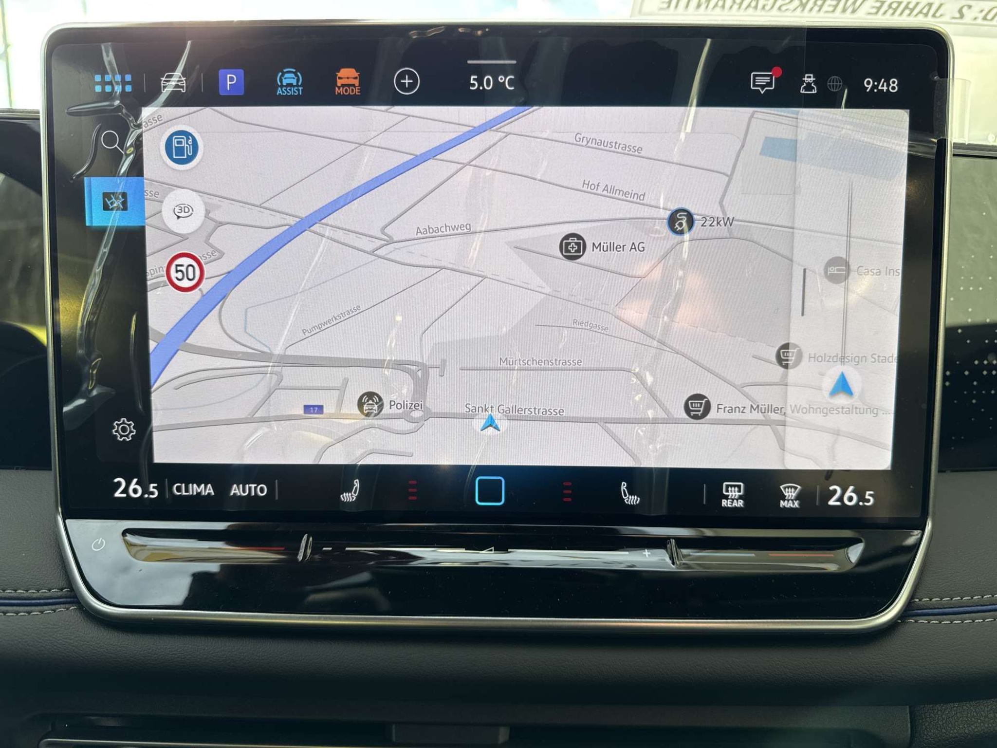listing desktop thumbnail image 1