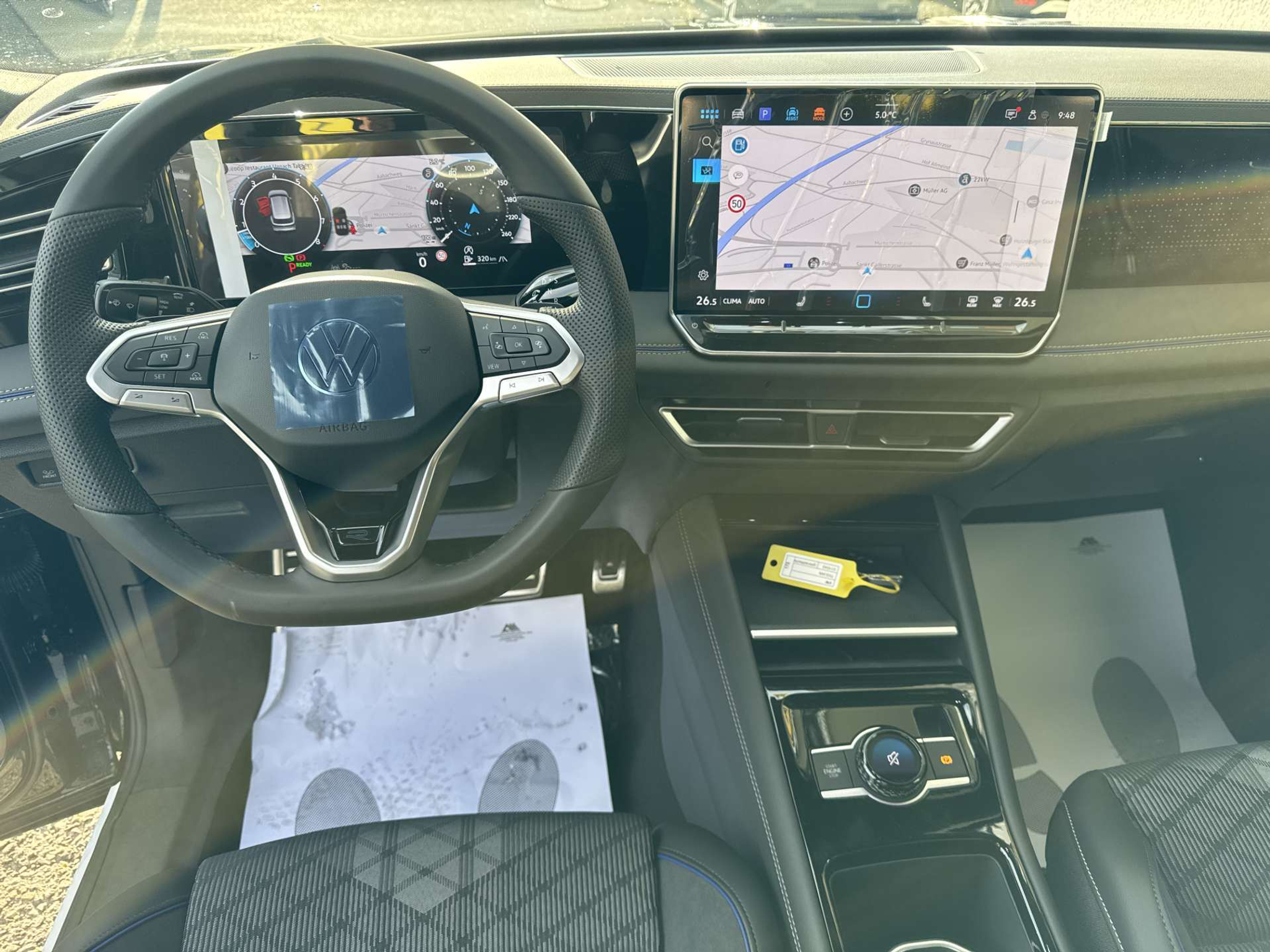 listing desktop thumbnail image 12