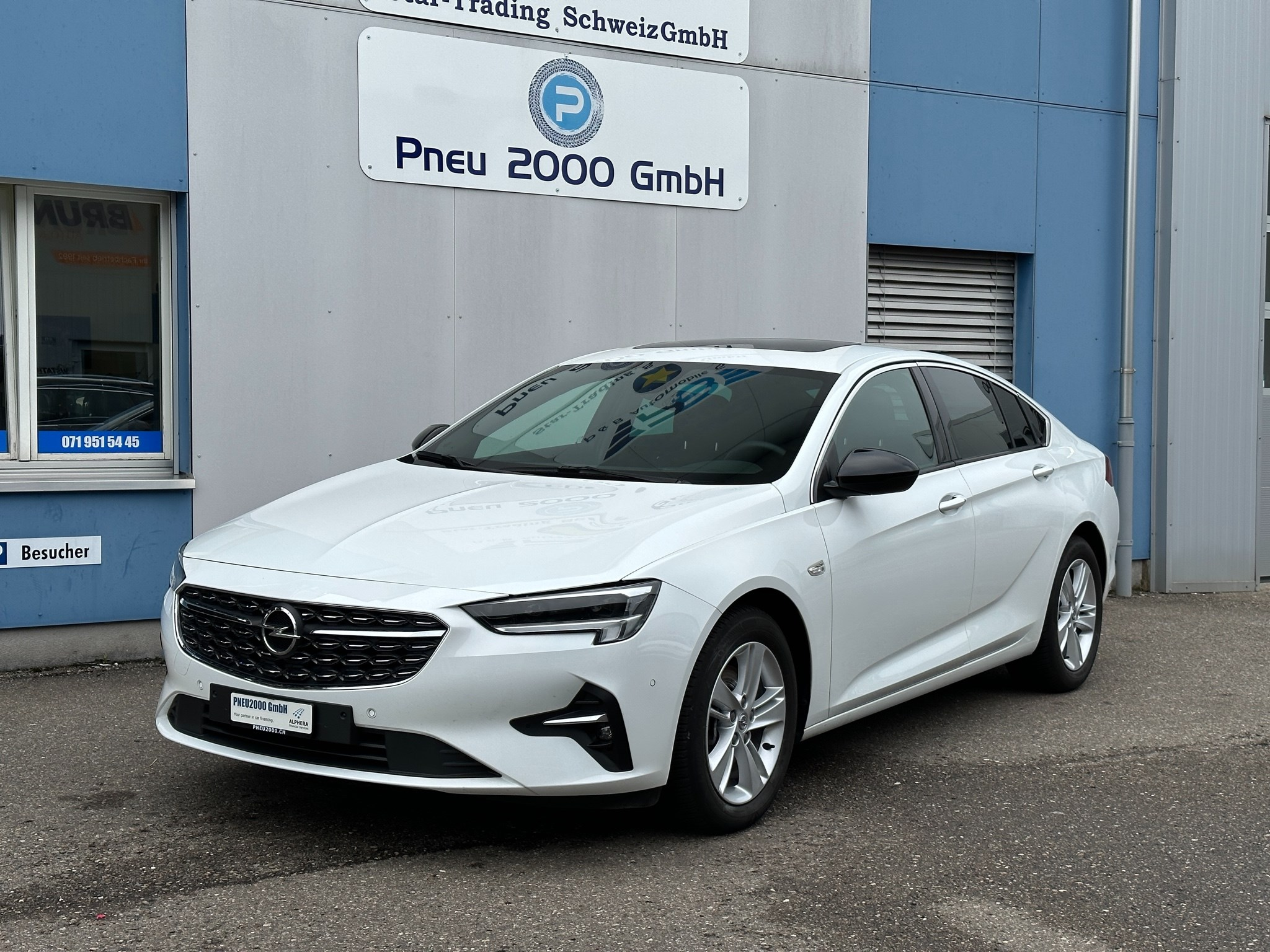 car-image-0
