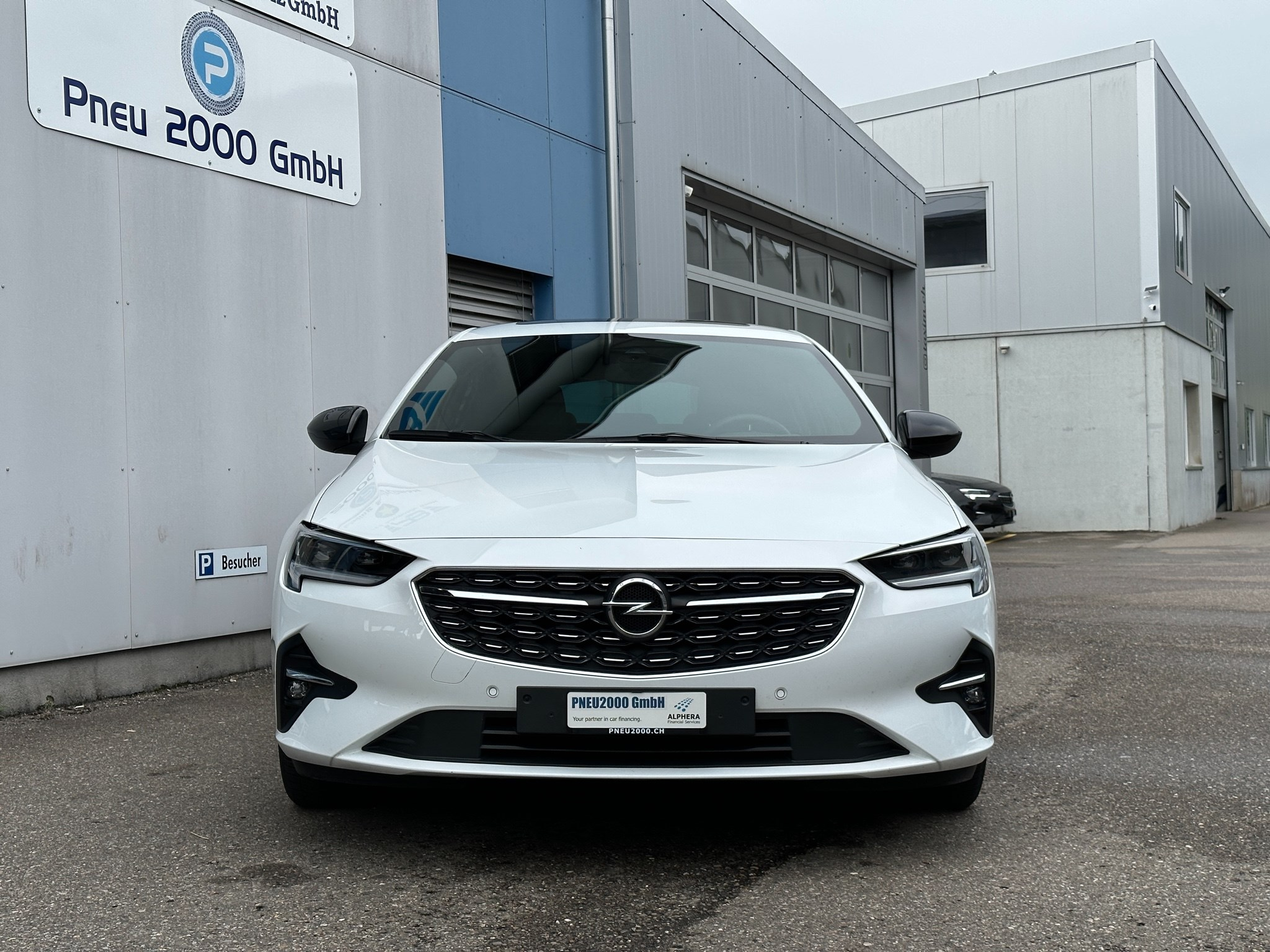 car-image-1