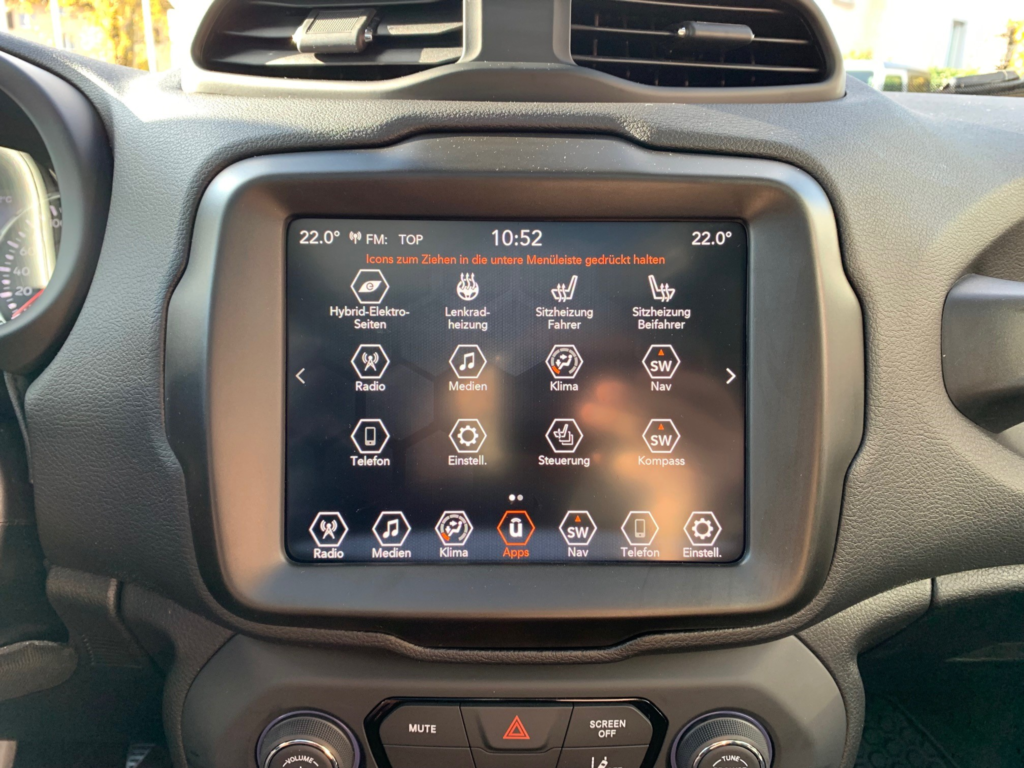 listing desktop thumbnail image 3