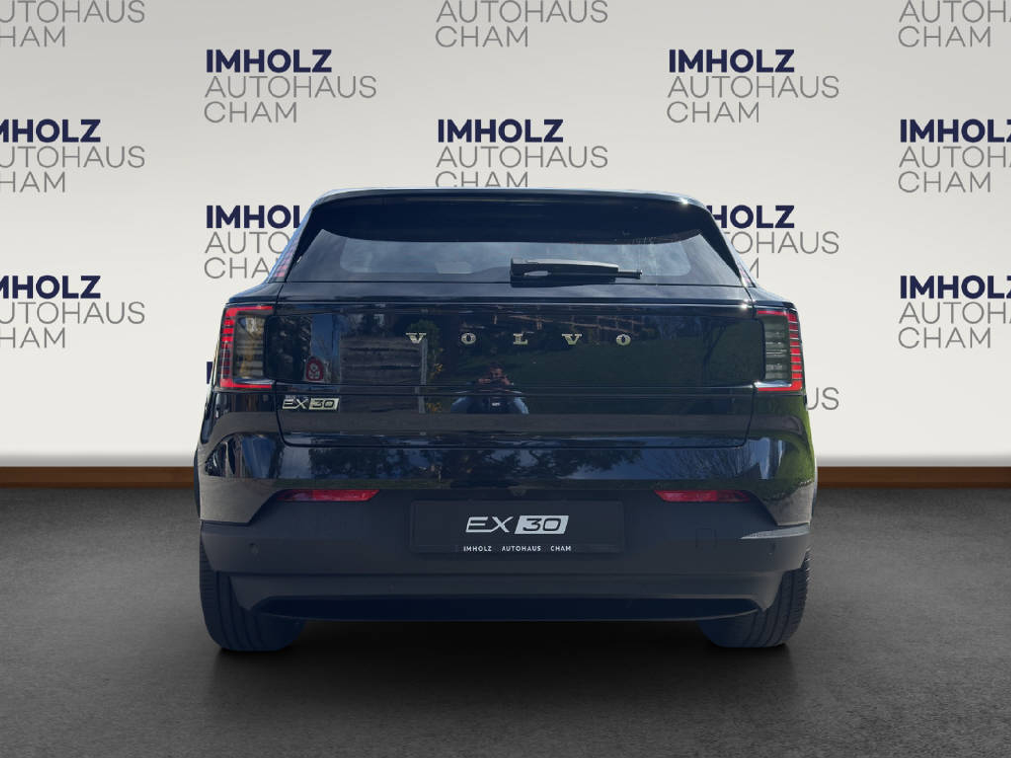 listing desktop thumbnail image 3