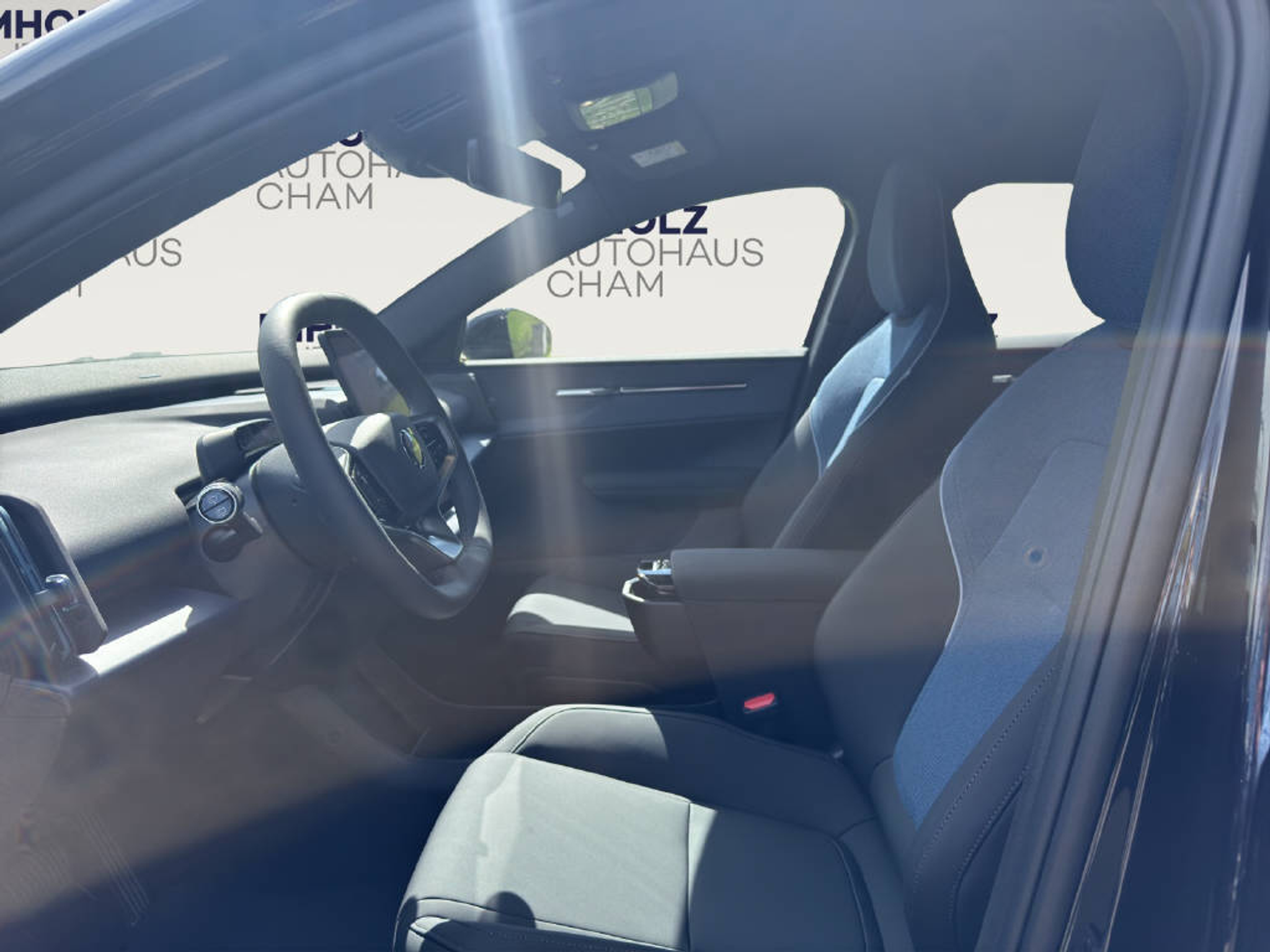 listing desktop thumbnail image 5